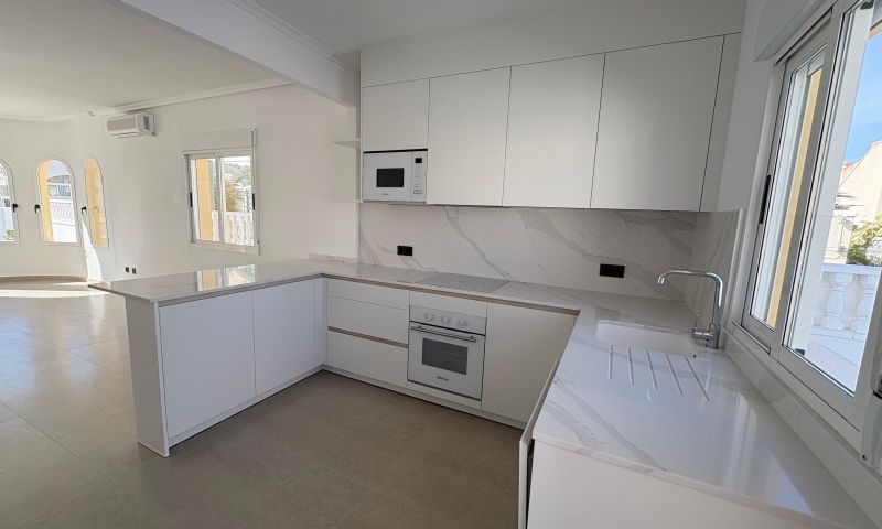 2 Bed, 1 Bath, HouseFor Sale, Algorfa, Alicante