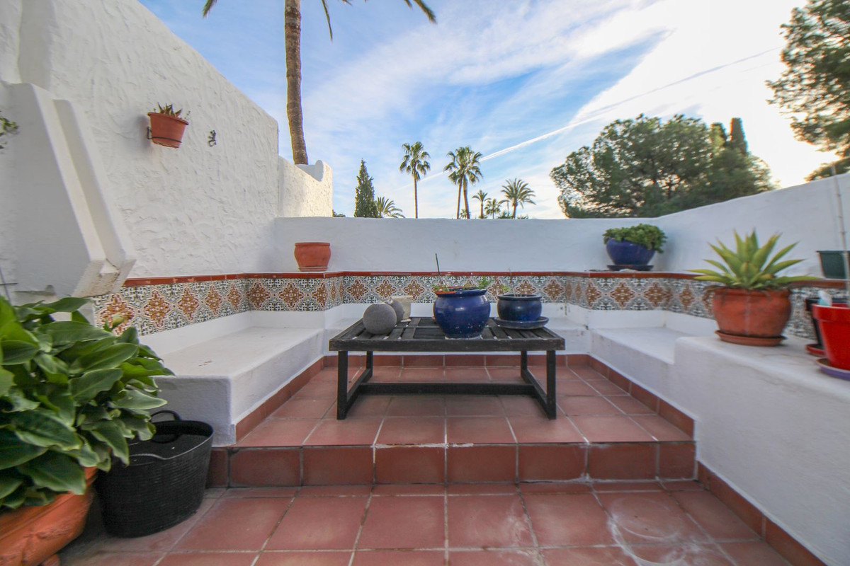 2 Bed, 2 Bath, ApartmentFor Sale, Nueva Andalucia, Malaga