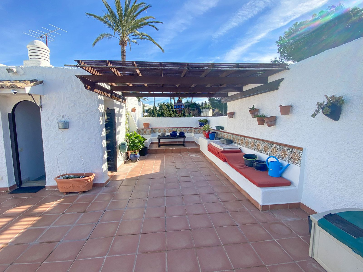 2 Bed, 2 Bath, ApartmentFor Sale, Nueva Andalucia, Malaga