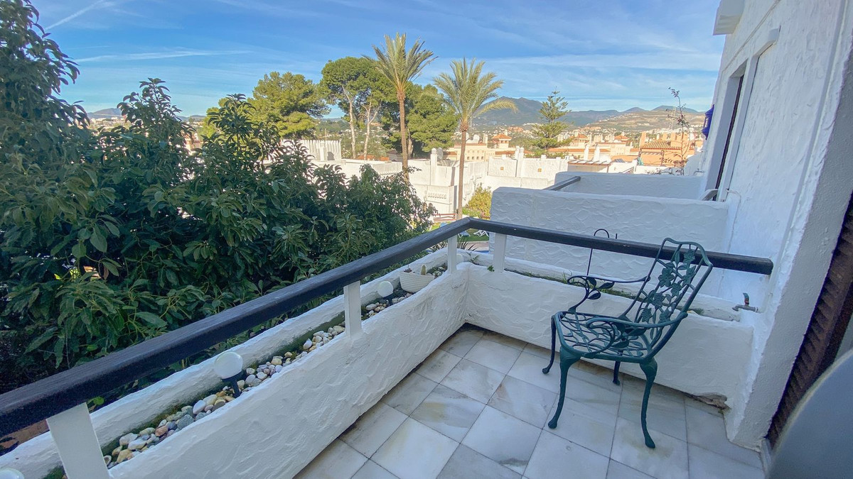 2 Bed, 2 Bath, ApartmentFor Sale, Nueva Andalucia, Malaga