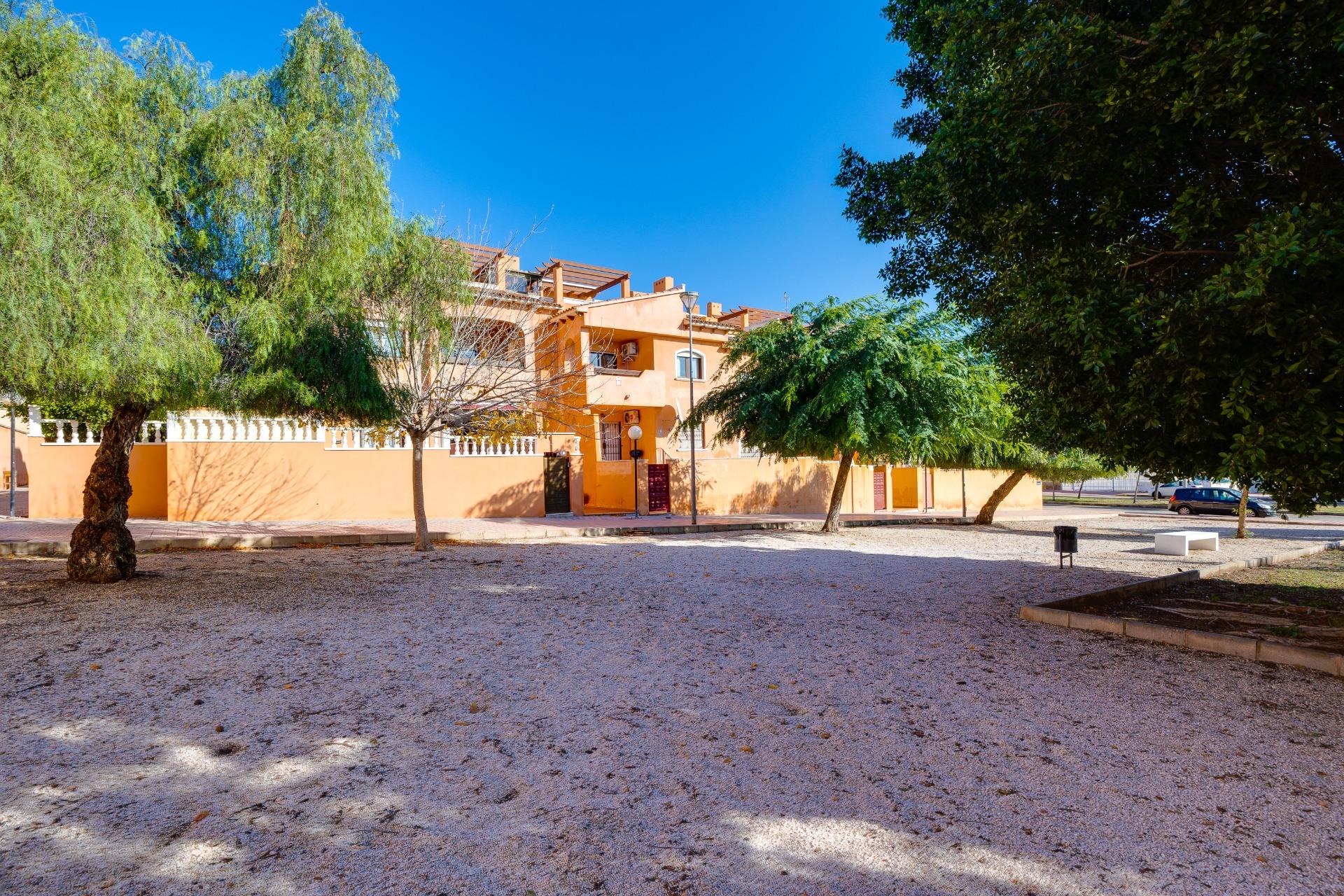 2 Bed, 1 Bath, HouseFor Sale, Torrevieja, Alicante