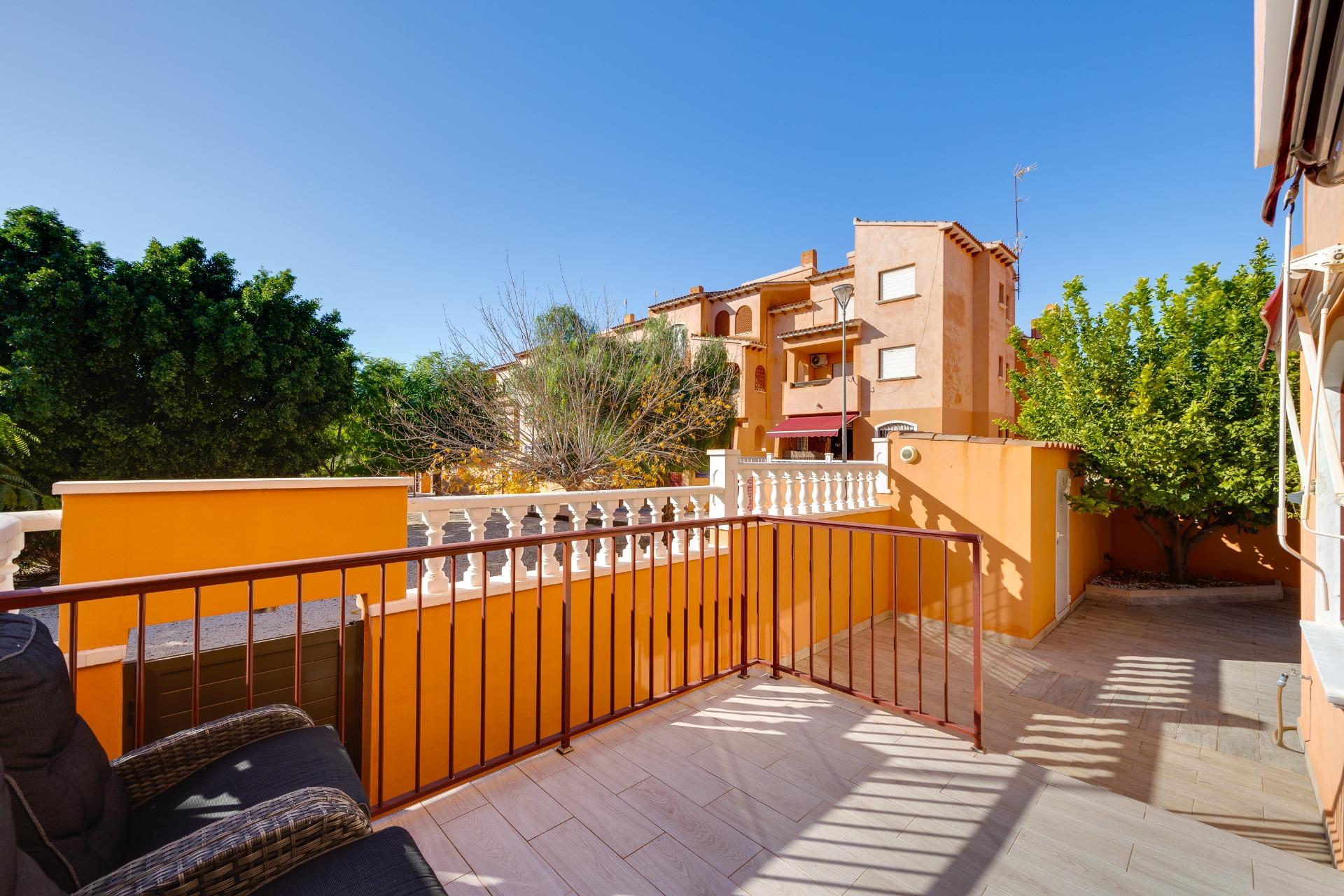 2 Bed, 1 Bath, HouseFor Sale, Torrevieja, Alicante