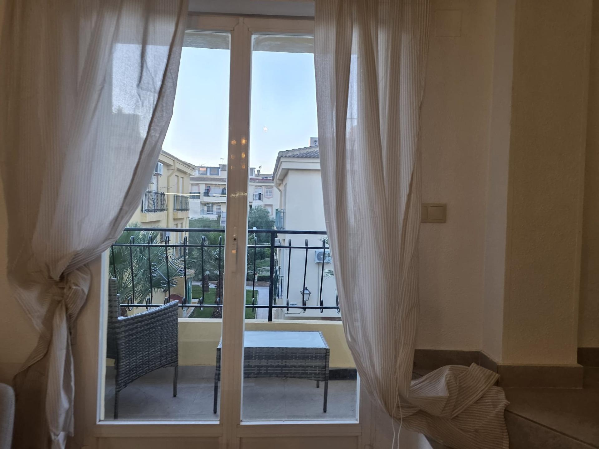 2 Bed, 1 Bath, ApartmentFor Sale, Torrevieja, Alicante