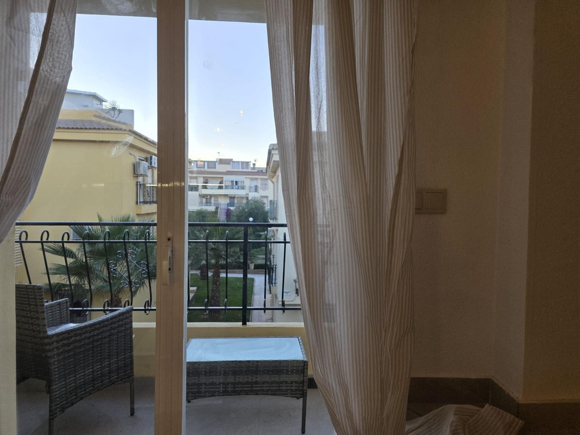 2 Bed, 1 Bath, ApartmentFor Sale, Torrevieja, Alicante