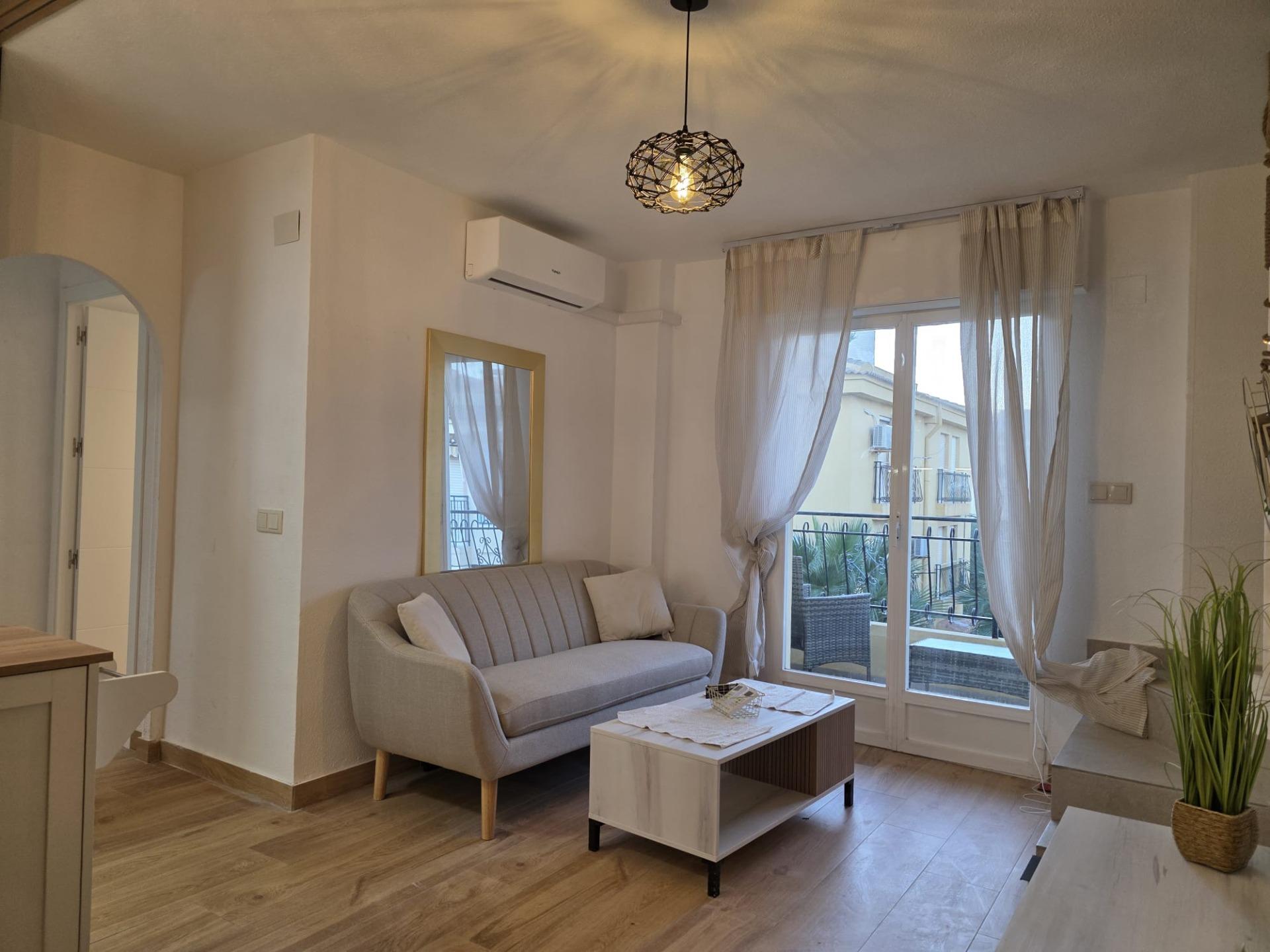 2 Bed, 1 Bath, ApartmentFor Sale, Torrevieja, Alicante