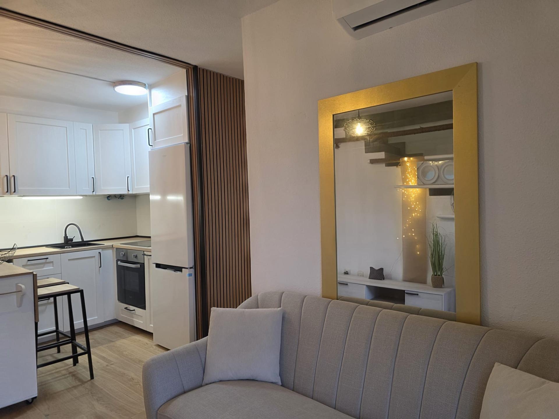 2 Bed, 1 Bath, ApartmentFor Sale, Torrevieja, Alicante