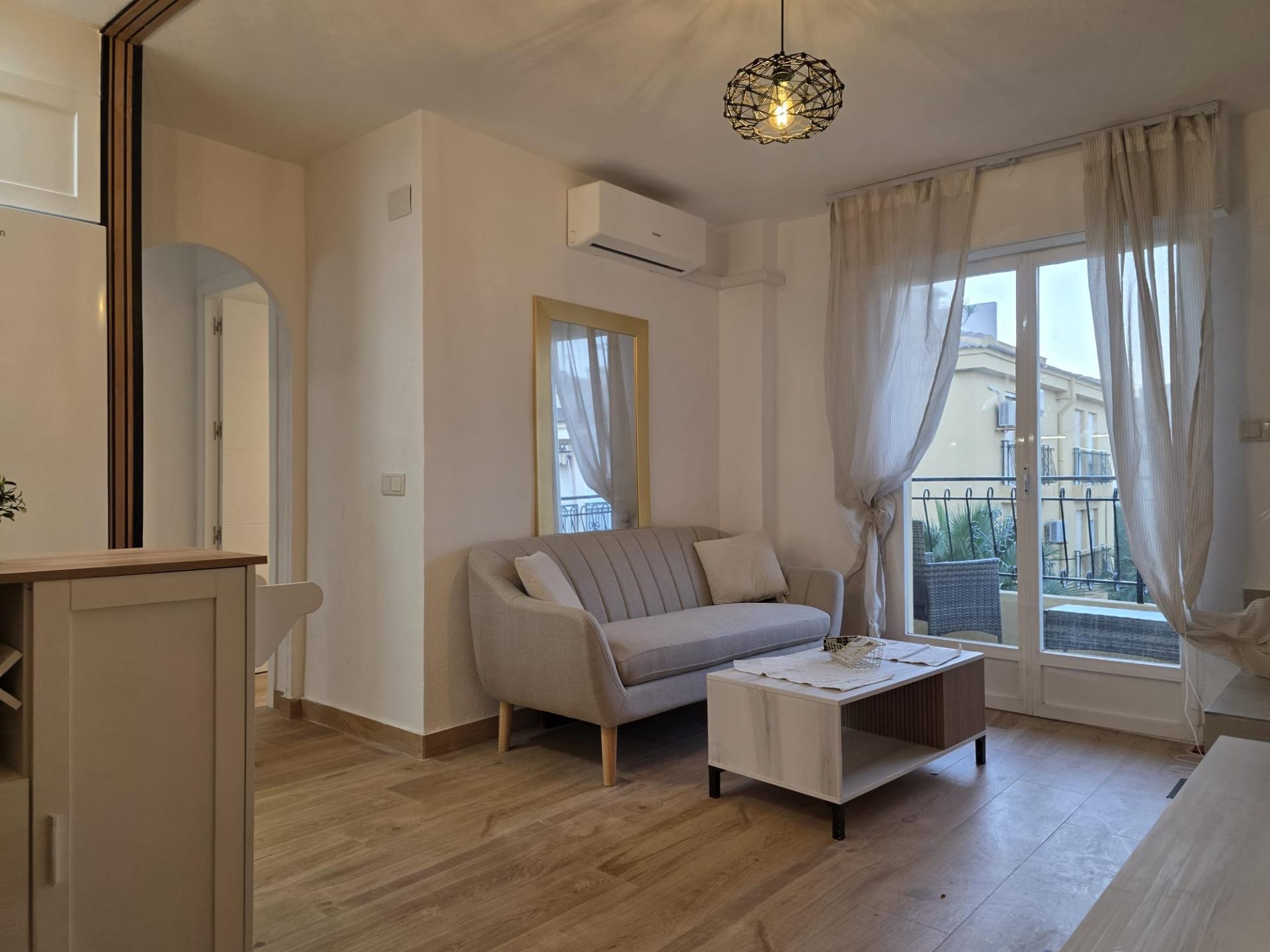 2 Bed, 1 Bath, ApartmentFor Sale, Torrevieja, Alicante