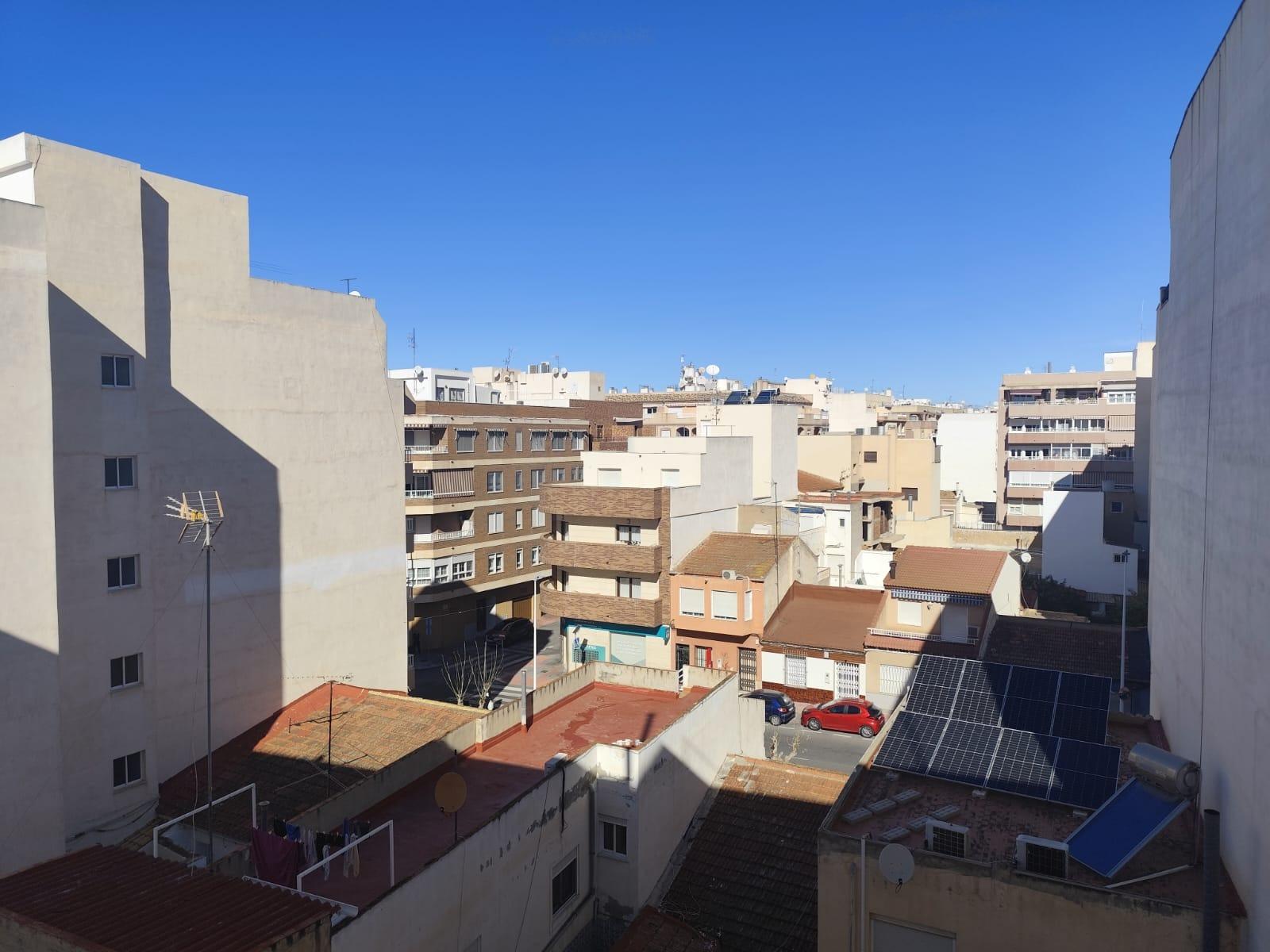 2 Bed, 1 Bath, ApartmentFor Sale, Torrevieja, Alicante