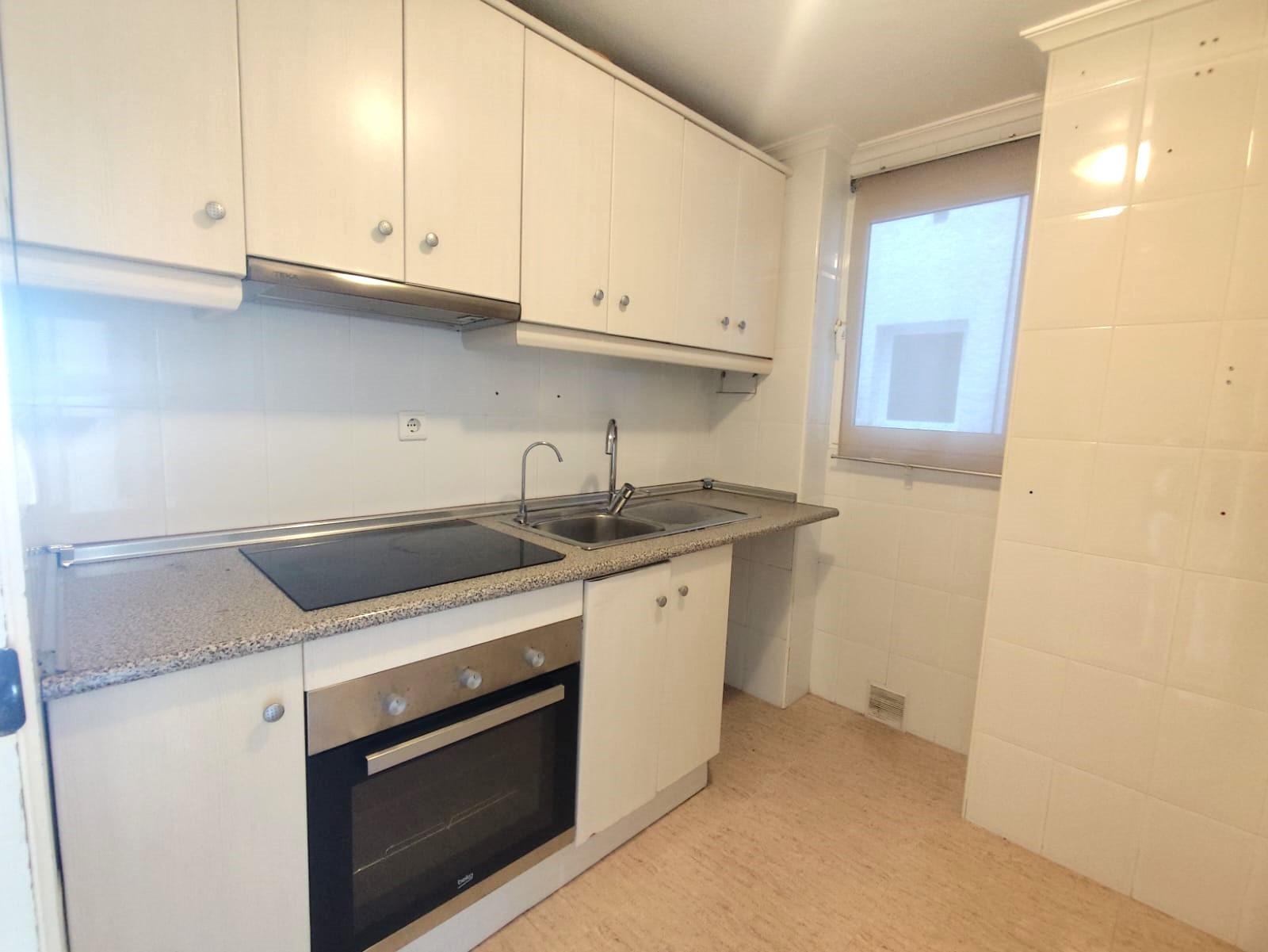 2 Bed, 1 Bath, ApartmentFor Sale, Torrevieja, Alicante