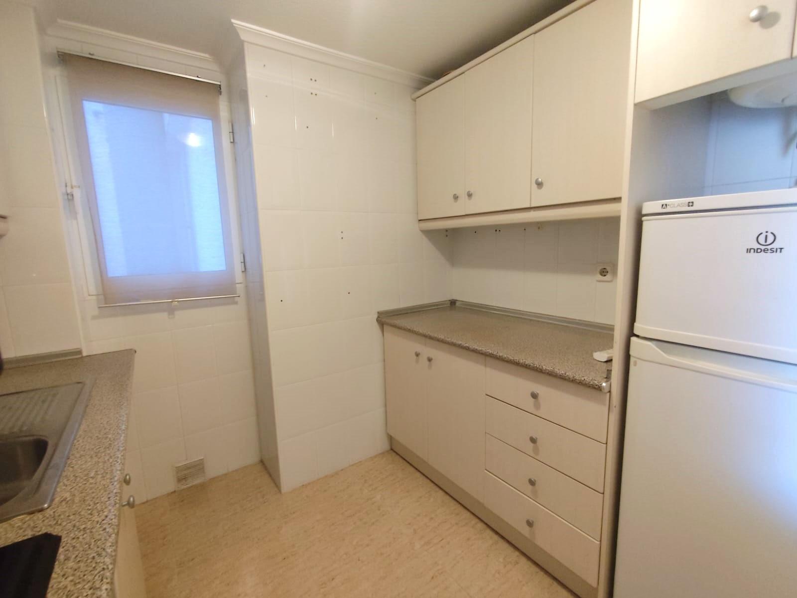 2 Bed, 1 Bath, ApartmentFor Sale, Torrevieja, Alicante