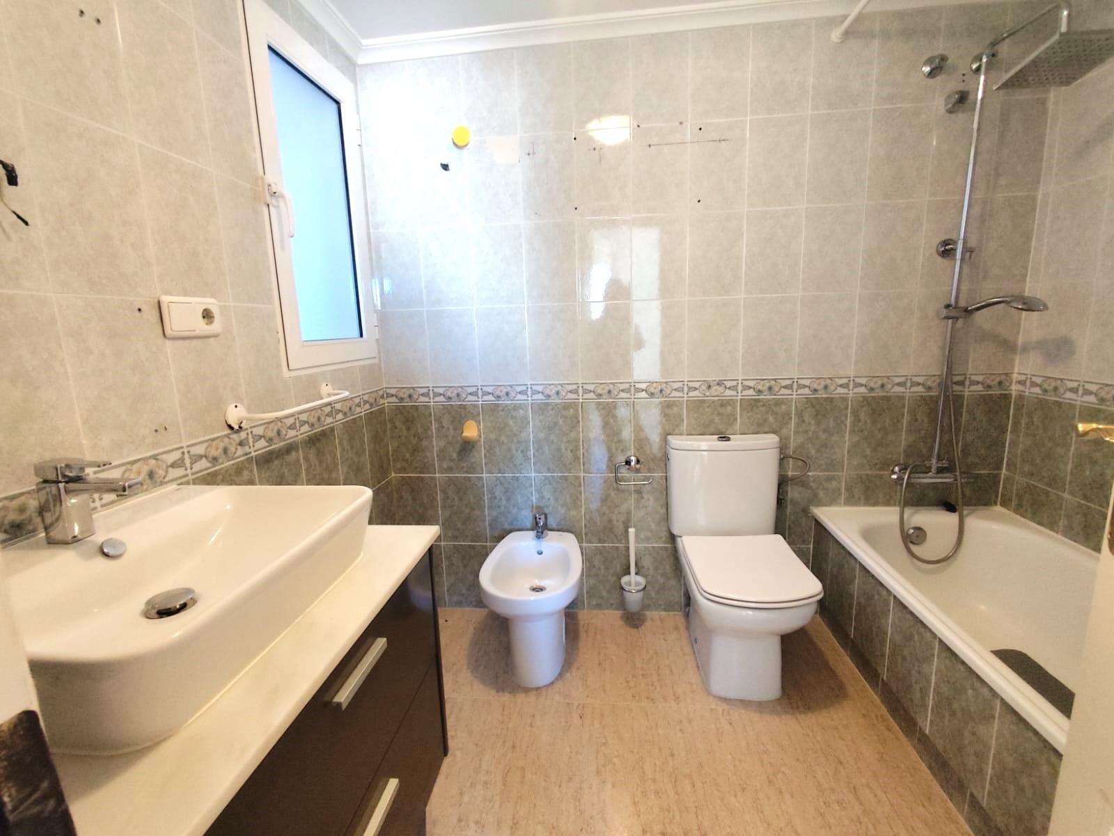 2 Bed, 1 Bath, ApartmentFor Sale, Torrevieja, Alicante