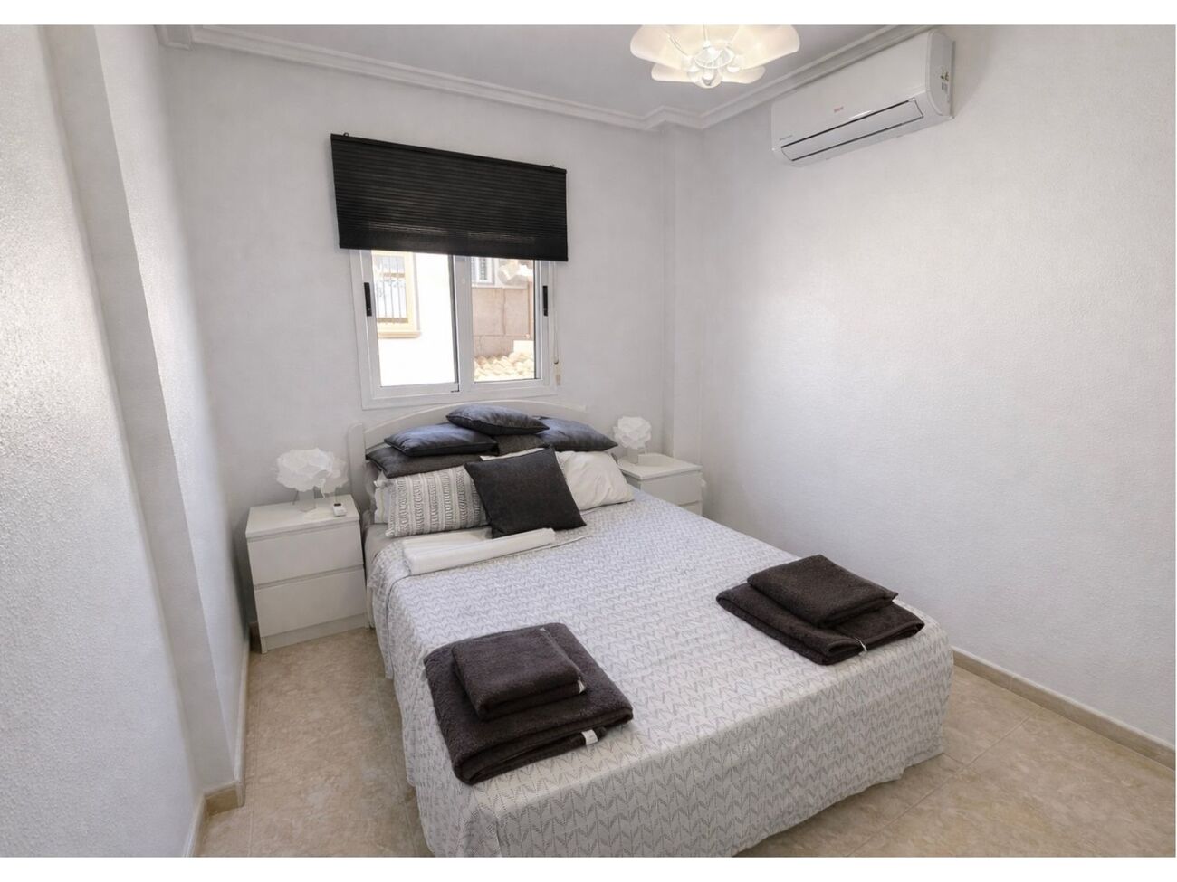 2 Bed, 1 Bath, HouseFor Sale, La Zenia, Alicante