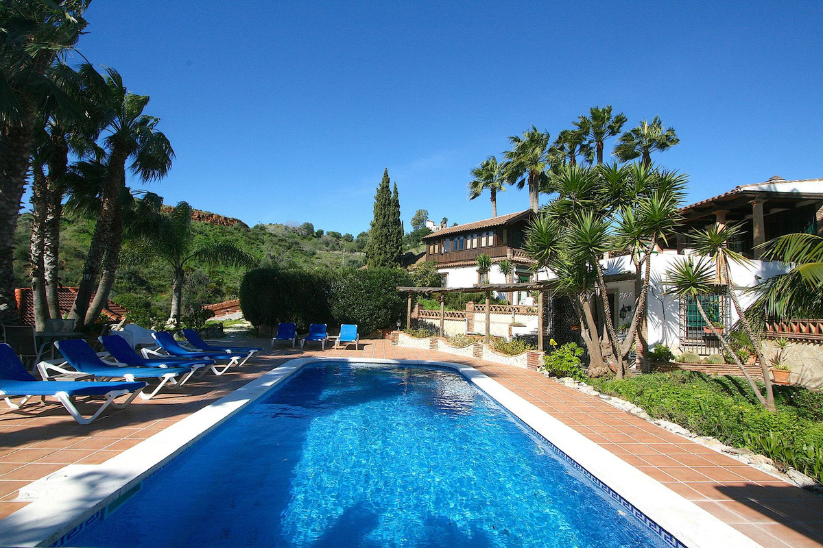 8 Bed, 6 Bath, HouseFor Sale, Mijas, Malaga
