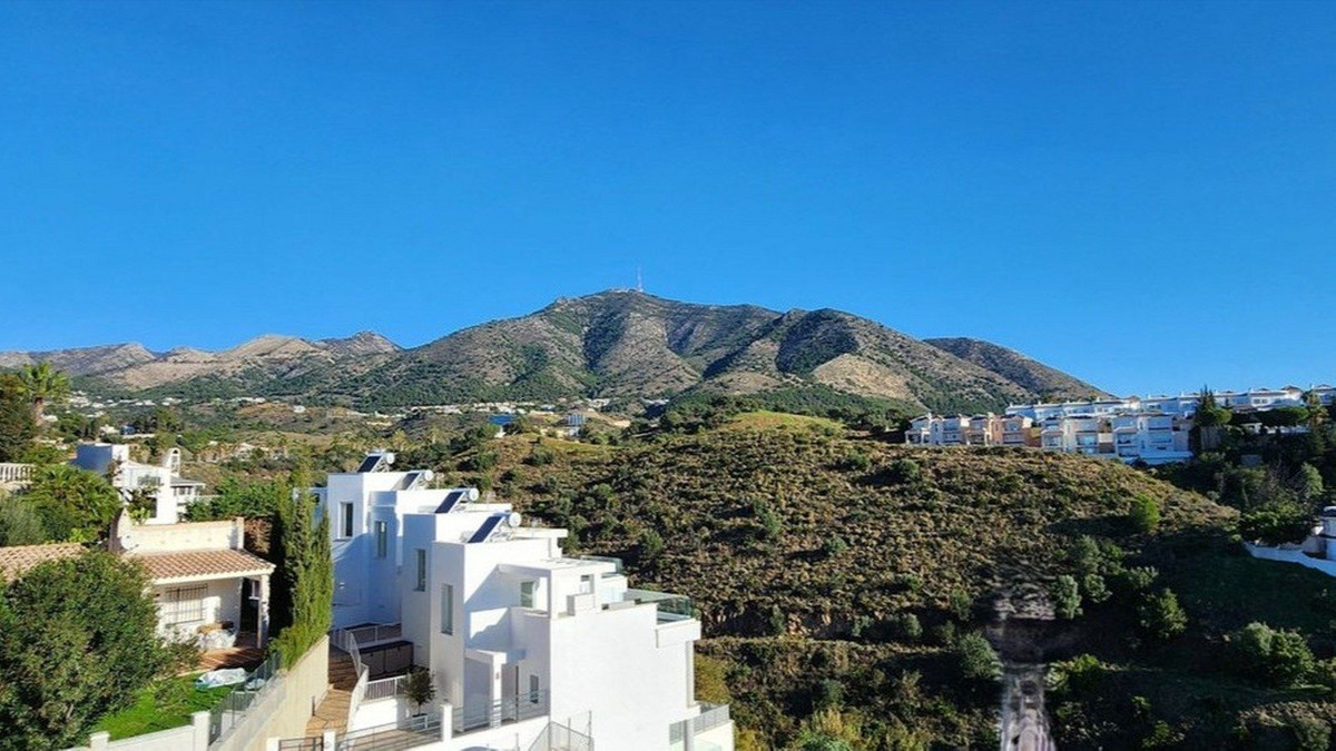 2 Bed, 2 Bath, ApartmentFor Sale, Torreblanca, Malaga