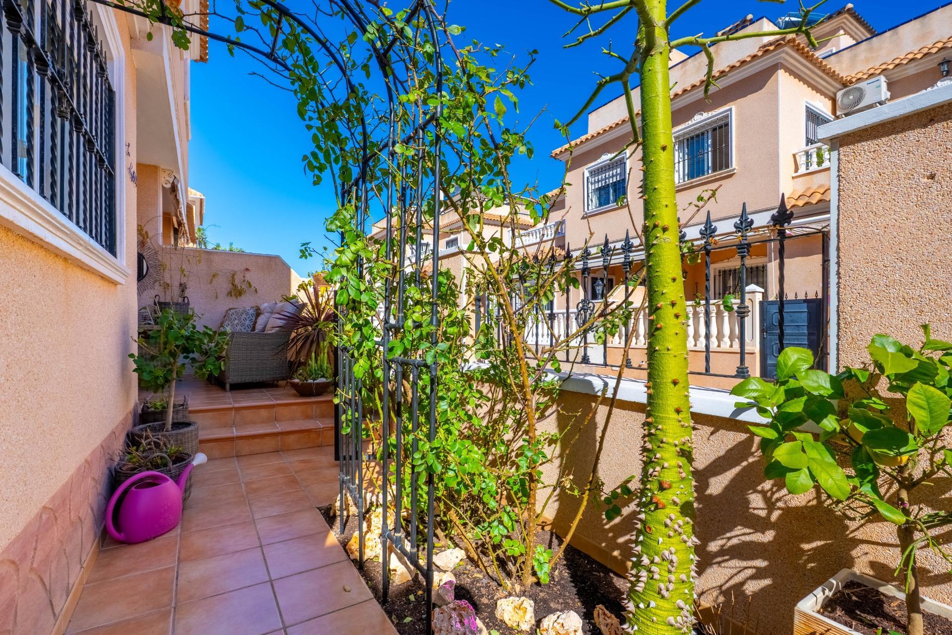 2 Bed, 2 Bath, ApartmentFor Sale, Orihuela Costa, Alicante