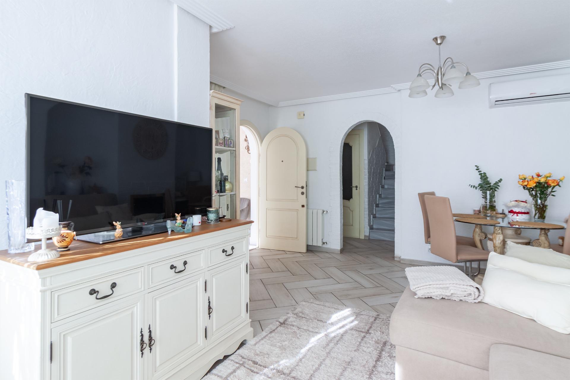 4 Bed, 1 Bath, HouseFor Sale, Orihuela Costa, Alicante