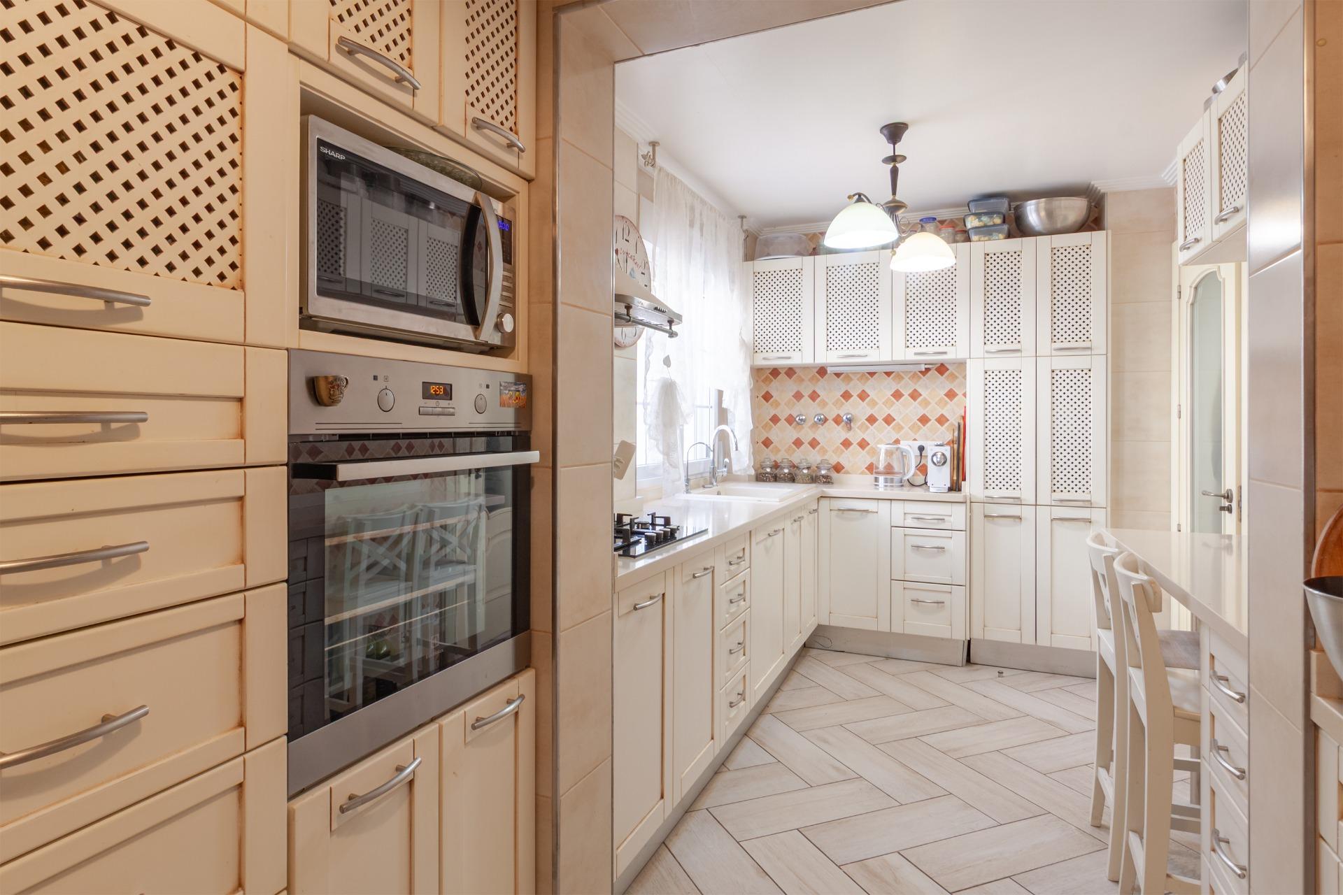 4 Bed, 1 Bath, HouseFor Sale, Orihuela Costa, Alicante