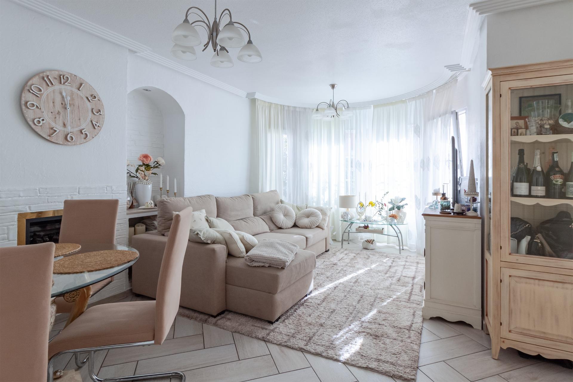 4 Bed, 1 Bath, HouseFor Sale, Orihuela Costa, Alicante