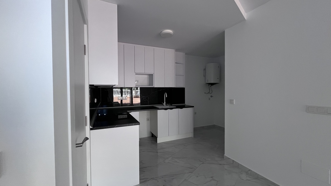 2 Bed, 2 Bath, HouseFor Sale, Torrevieja, Alicante