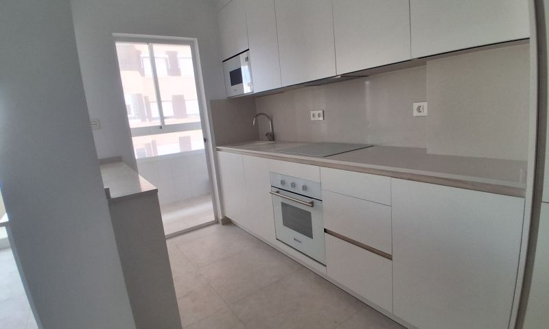 3 Bed, 1 Bath, ApartmentFor Sale, Torrevieja, Alicante