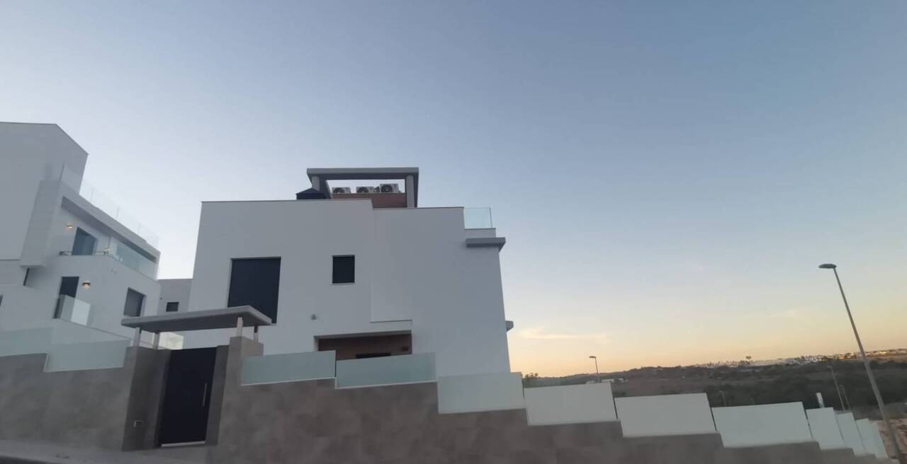 6 Bed, 5 Bath, HouseFor Sale, Campoamor, Alicante