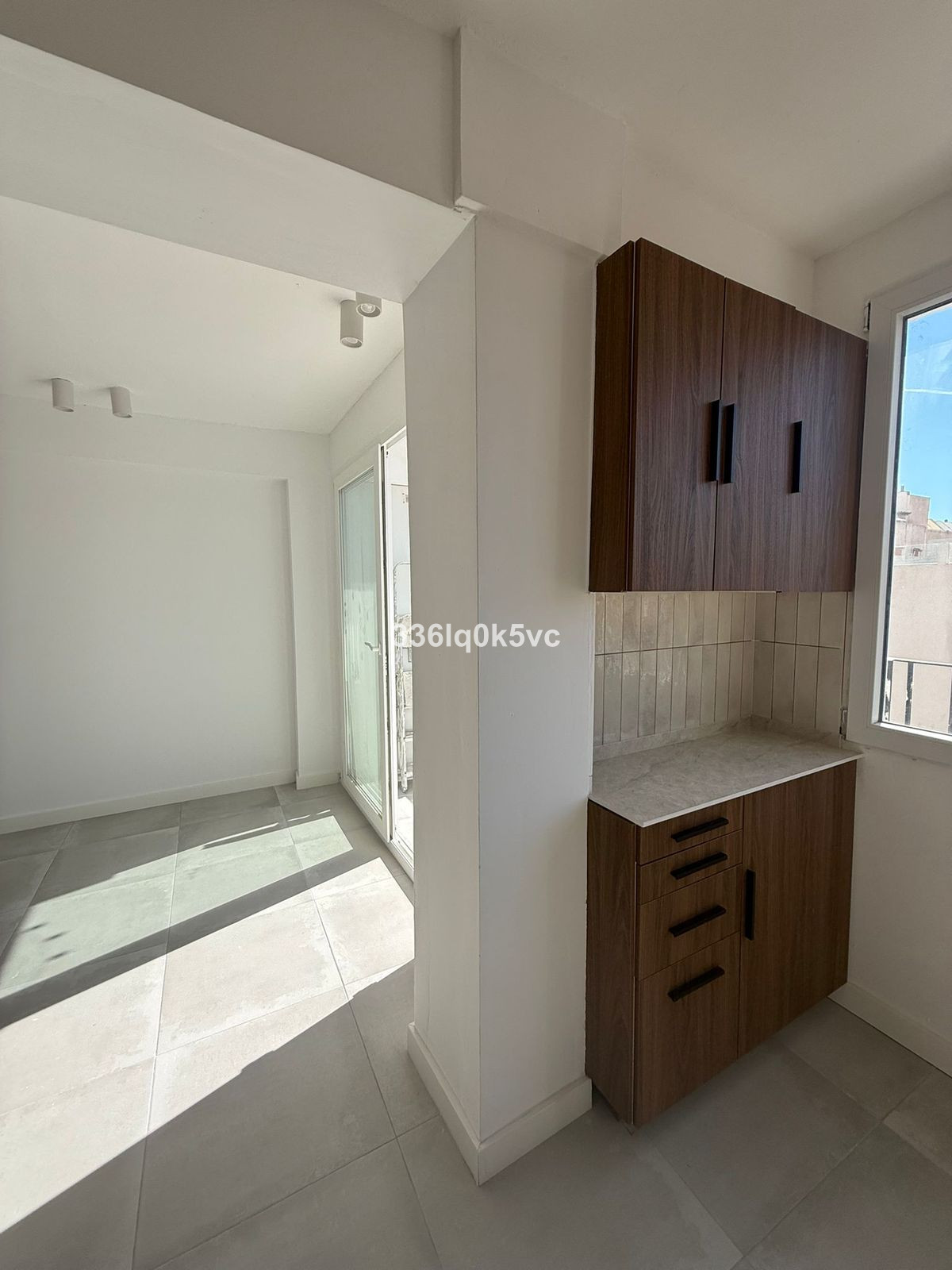 3 Bed, 2 Bath, ApartmentFor Sale, Malaga, Malaga
