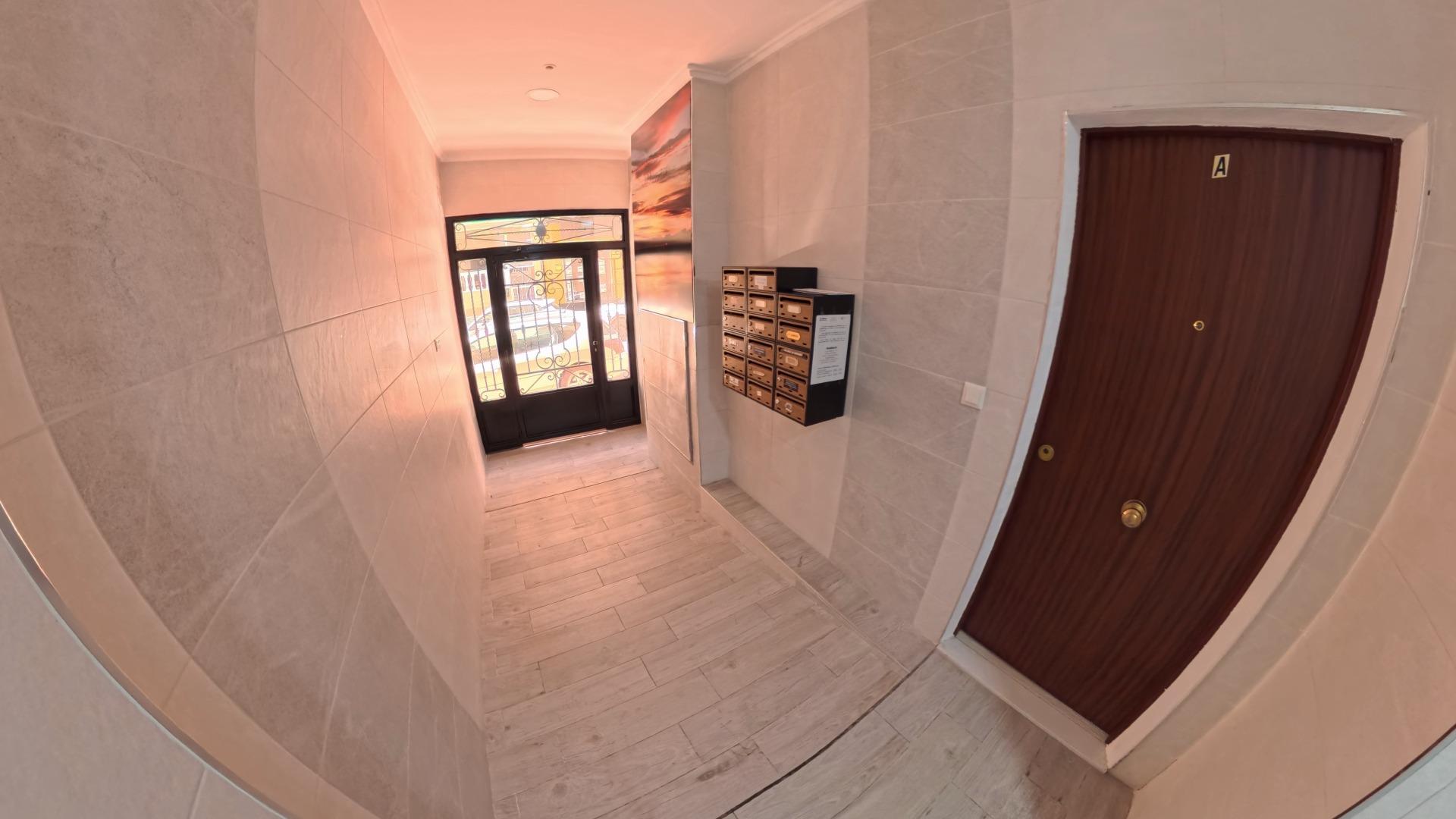 2 Bed, 1 Bath, ApartmentFor Sale, Torrevieja, Alicante