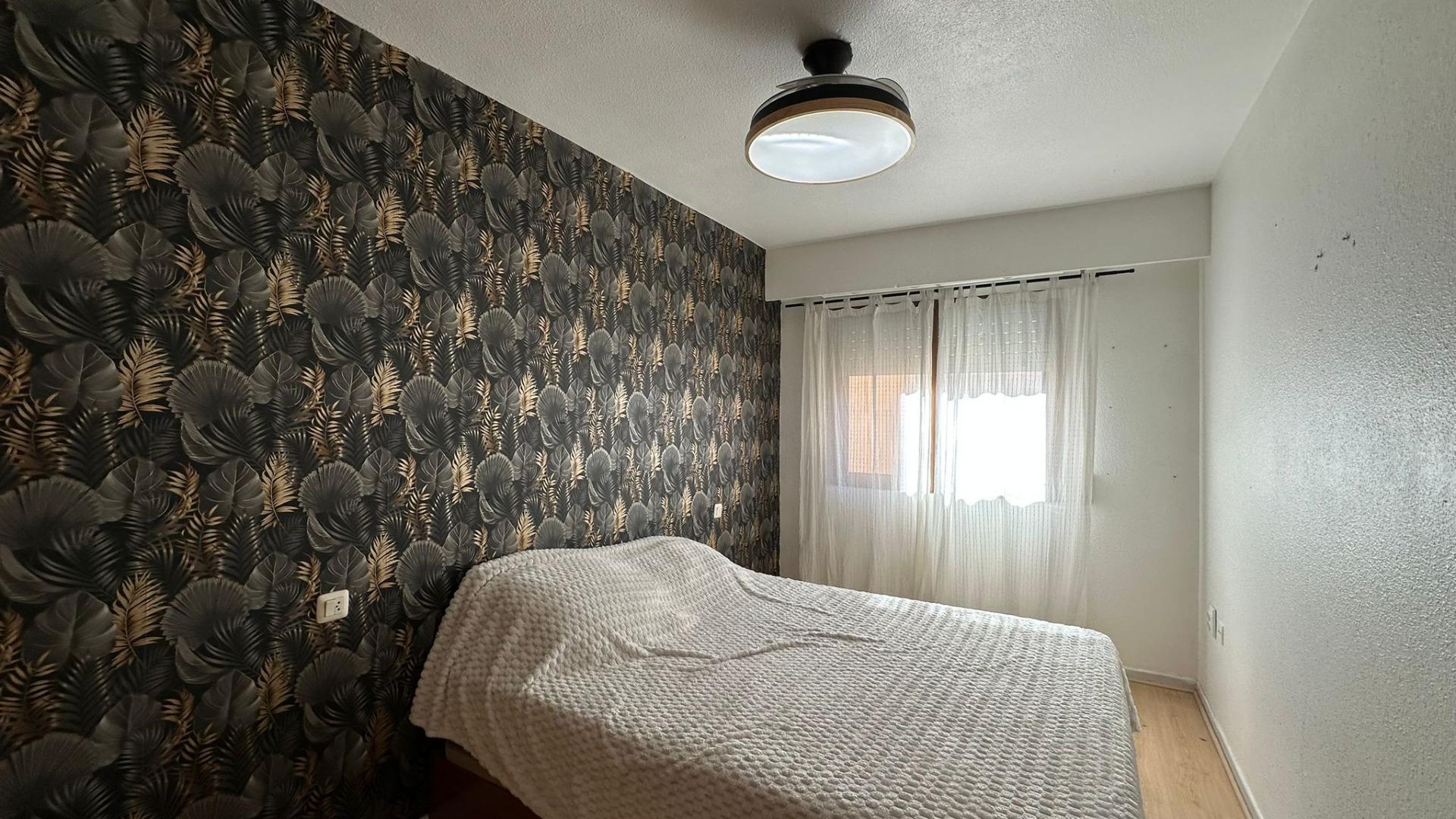 3 Bed, 1 Bath, ApartmentFor Sale, Torrevieja, Alicante