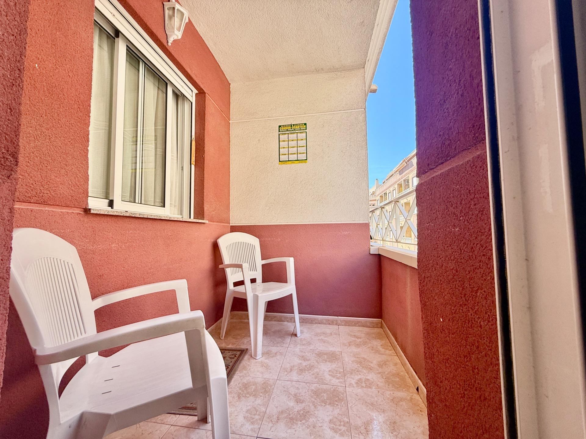 2 Bed, 1 Bath, ApartmentFor Sale, Torrevieja, Alicante