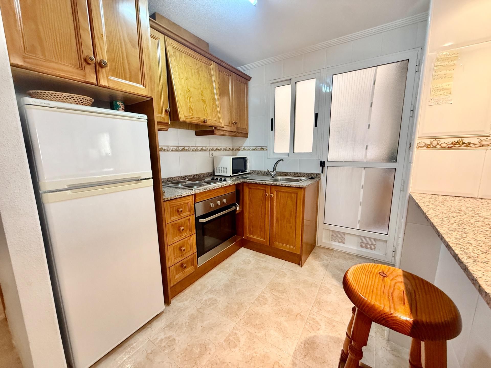 2 Bed, 1 Bath, ApartmentFor Sale, Torrevieja, Alicante