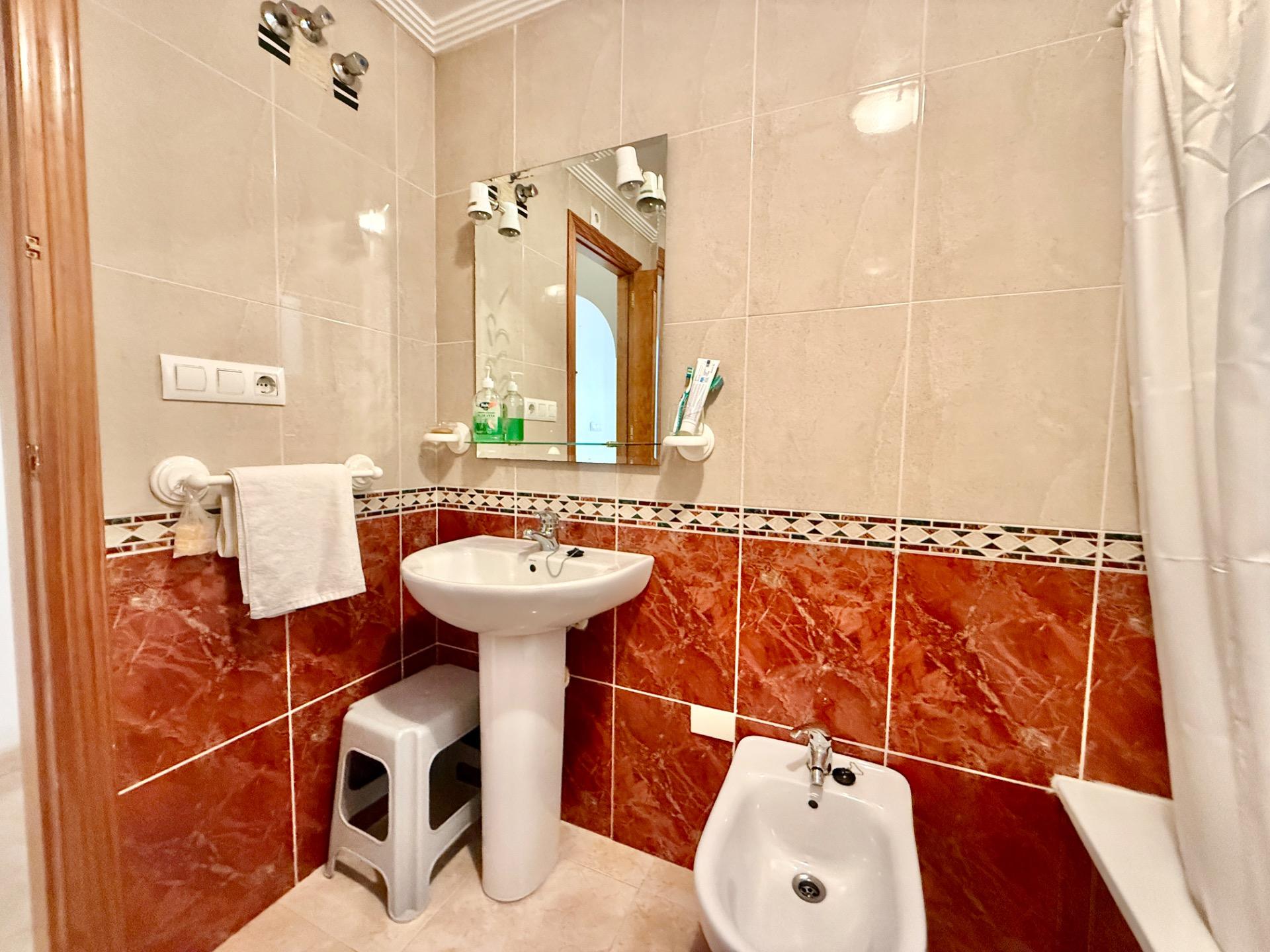 2 Bed, 1 Bath, ApartmentFor Sale, Torrevieja, Alicante