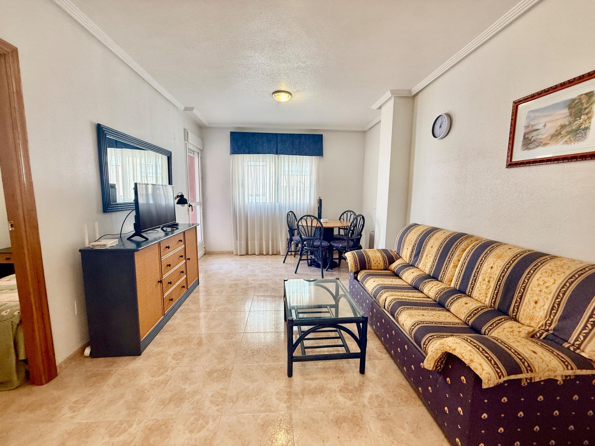 2 Bed, 1 Bath, ApartmentFor Sale, Torrevieja, Alicante