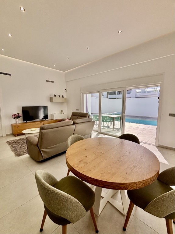 3 Bed, 2 Bath, HouseFor Sale, Benijofar, Alicante