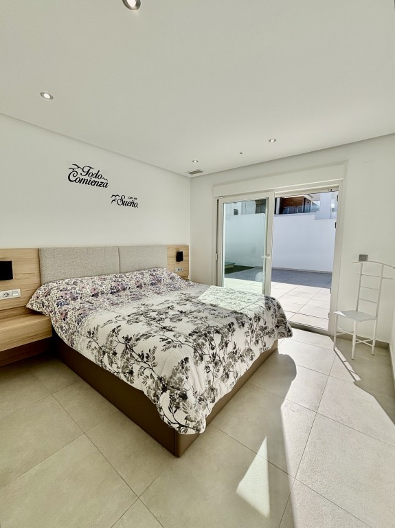 3 Bed, 2 Bath, HouseFor Sale, Benijofar, Alicante