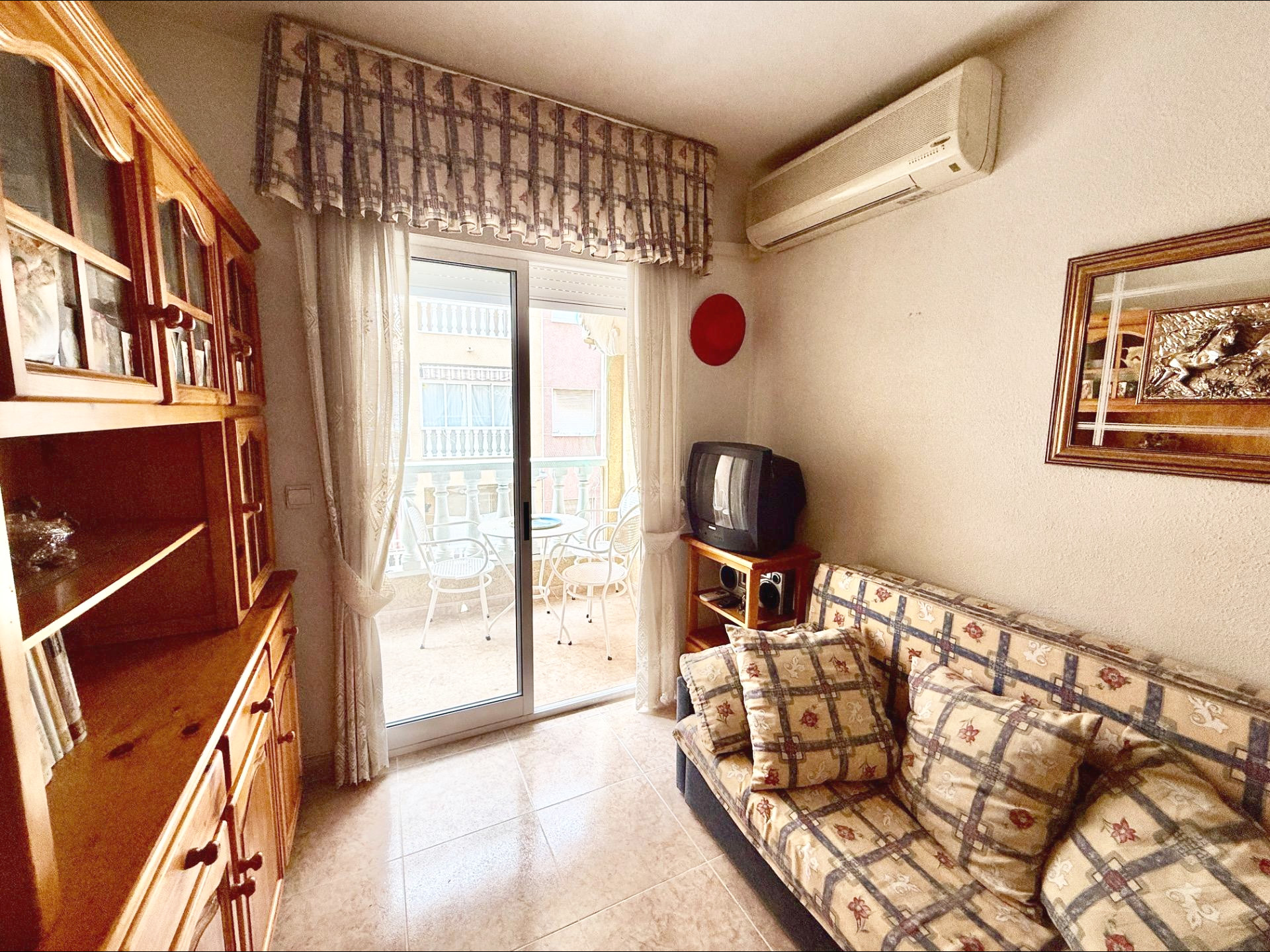 2 Bed, 1 Bath, ApartmentFor Sale, Torrevieja, Alicante