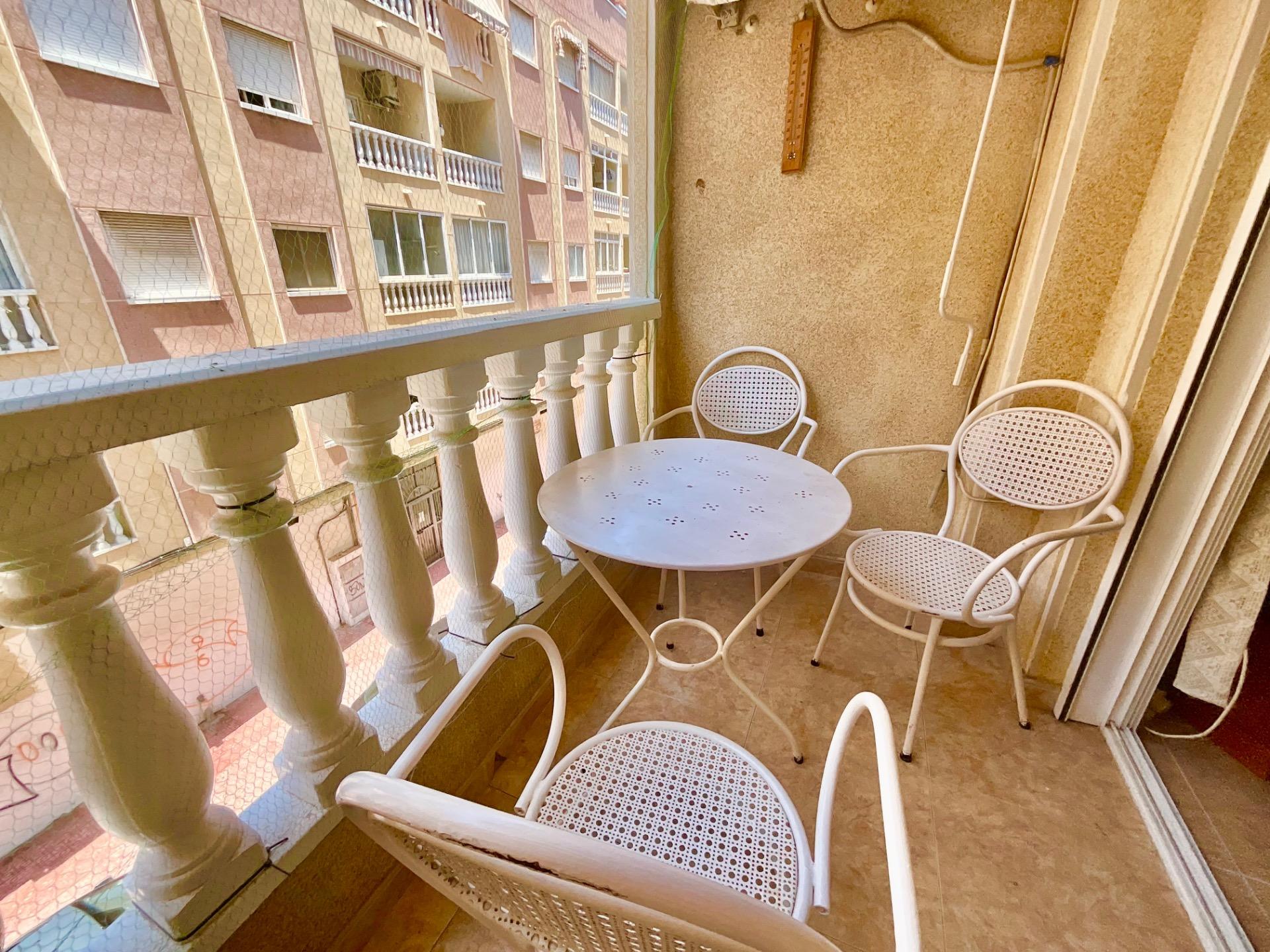 2 Bed, 1 Bath, ApartmentFor Sale, Torrevieja, Alicante