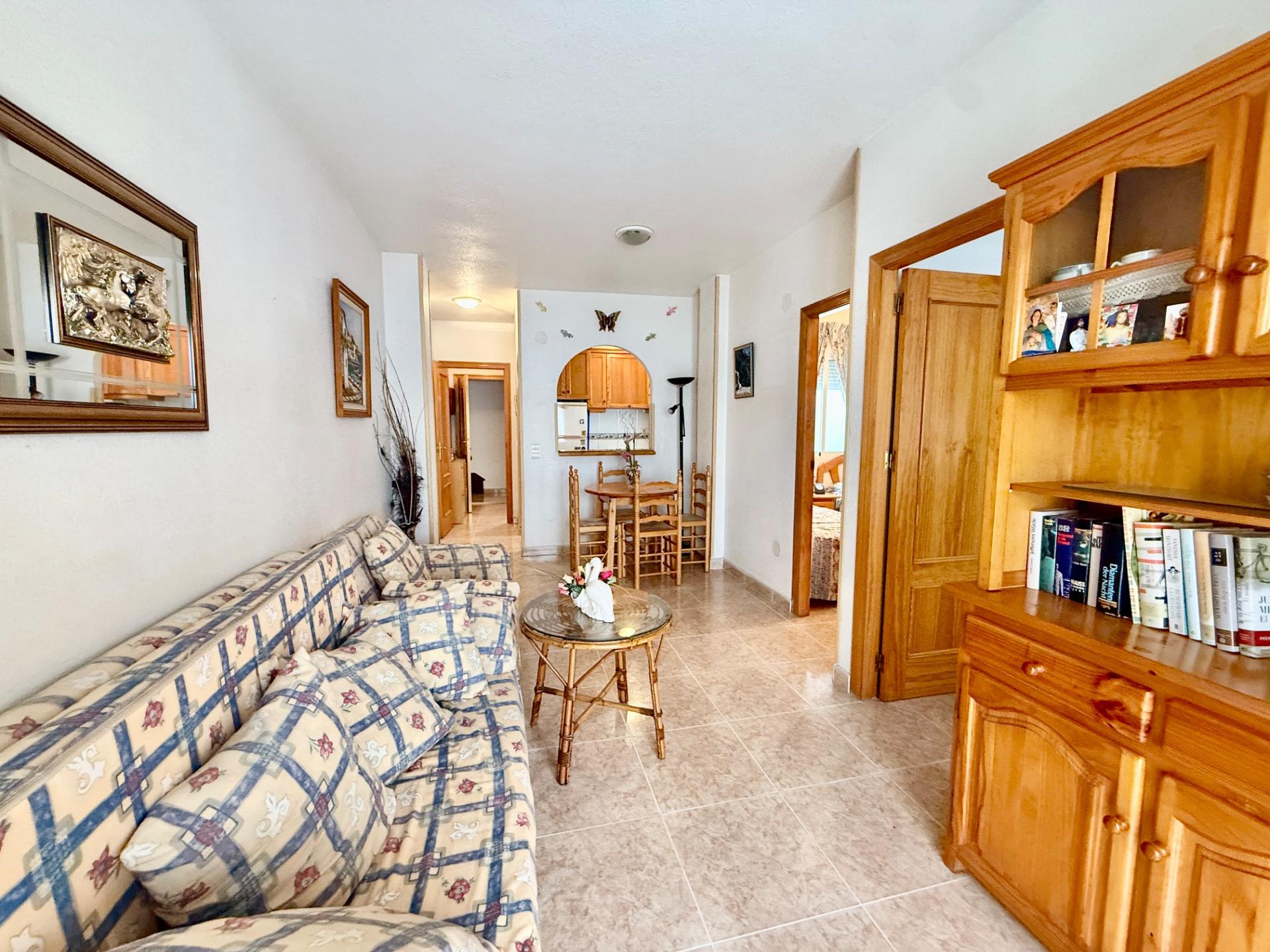 2 Bed, 1 Bath, ApartmentFor Sale, Torrevieja, Alicante