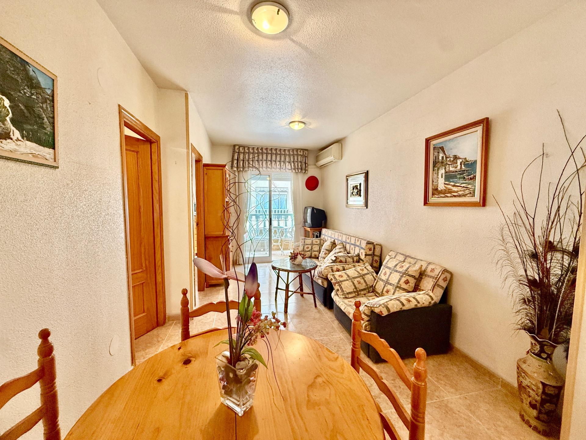 2 Bed, 1 Bath, ApartmentFor Sale, Torrevieja, Alicante