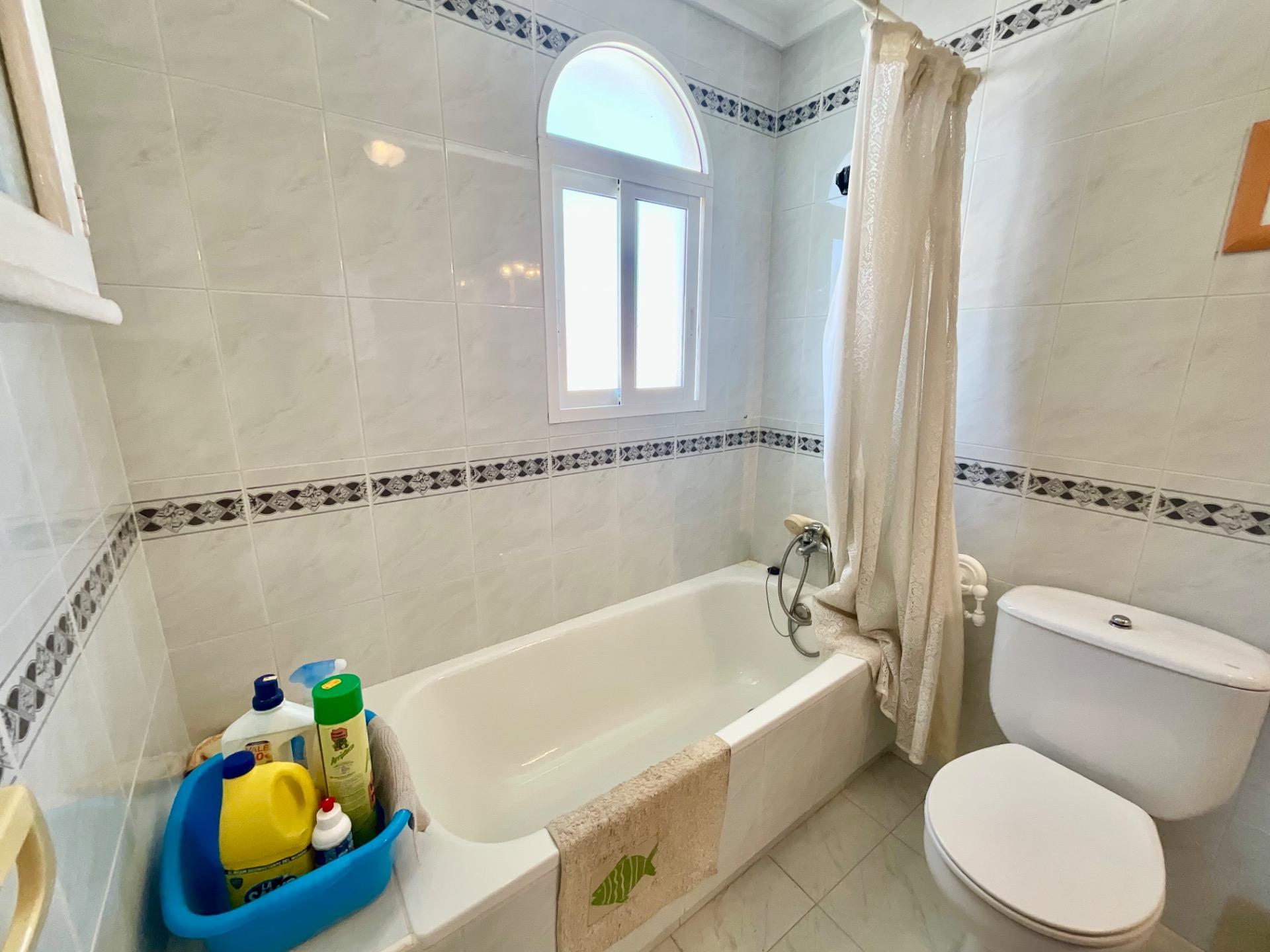 1 Bed, 1 Bath, ApartmentFor Sale, Torrevieja, Alicante