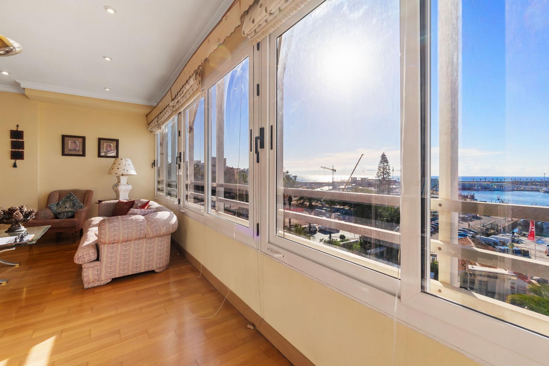 4 Bed, 2 Bath, ApartmentFor Sale, Torrevieja, Alicante