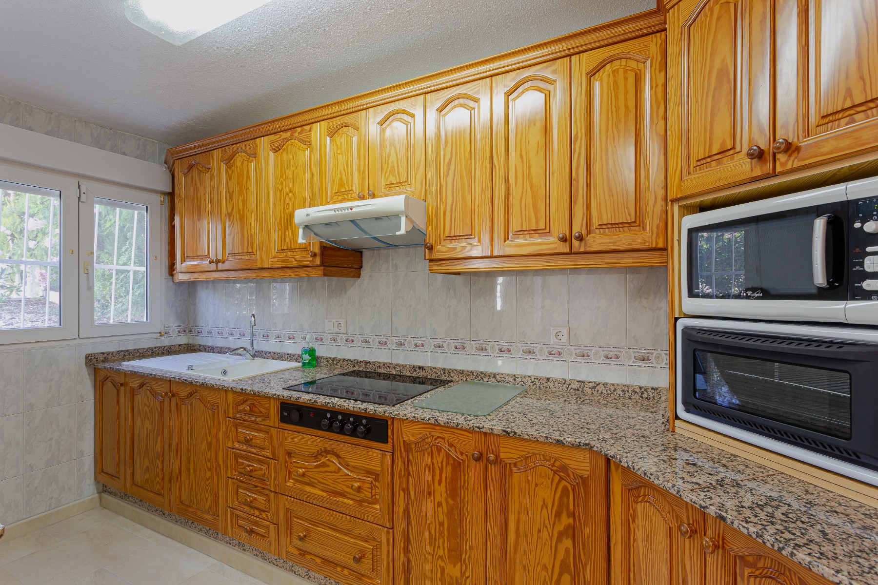 3 Bed, 2 Bath, HouseFor Sale, Torrevieja, Alicante