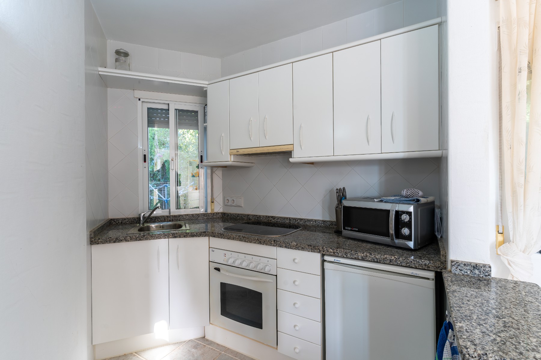 3 Bed, 3 Bath, HouseFor Sale, Busot, Alicante