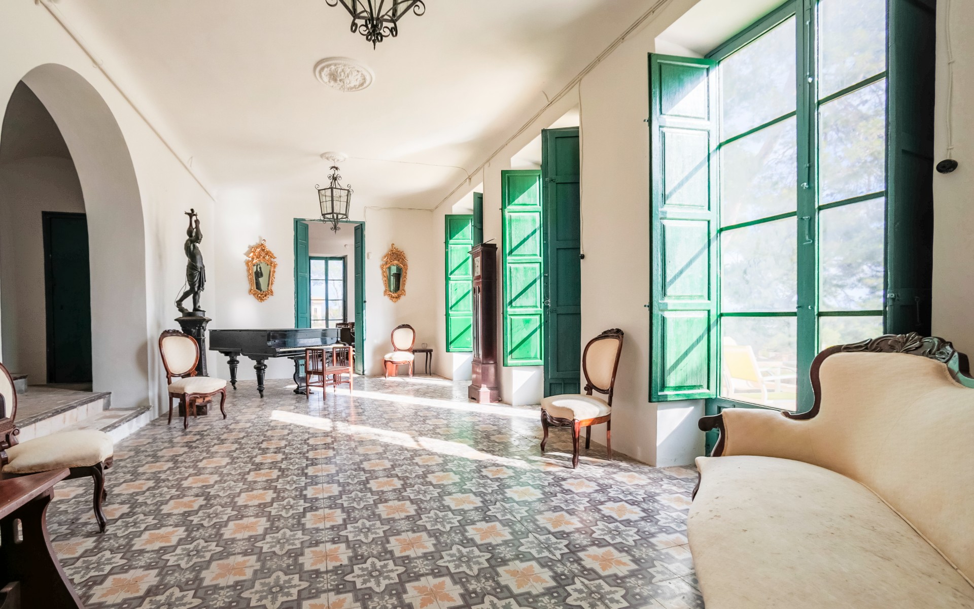 7 Bed, 3 Bath, HouseFor Sale, Alicante, Alicante