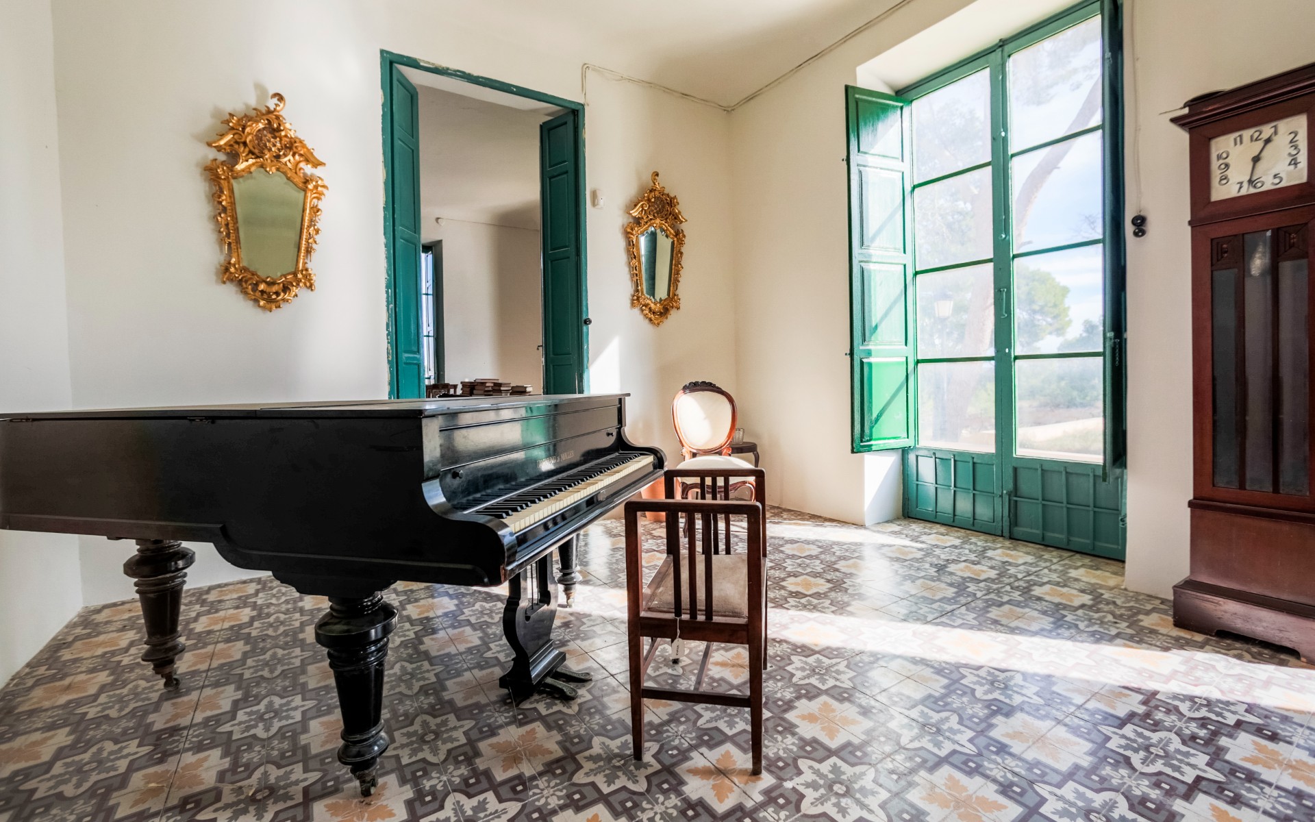 7 Bed, 3 Bath, HouseFor Sale, Alicante, Alicante