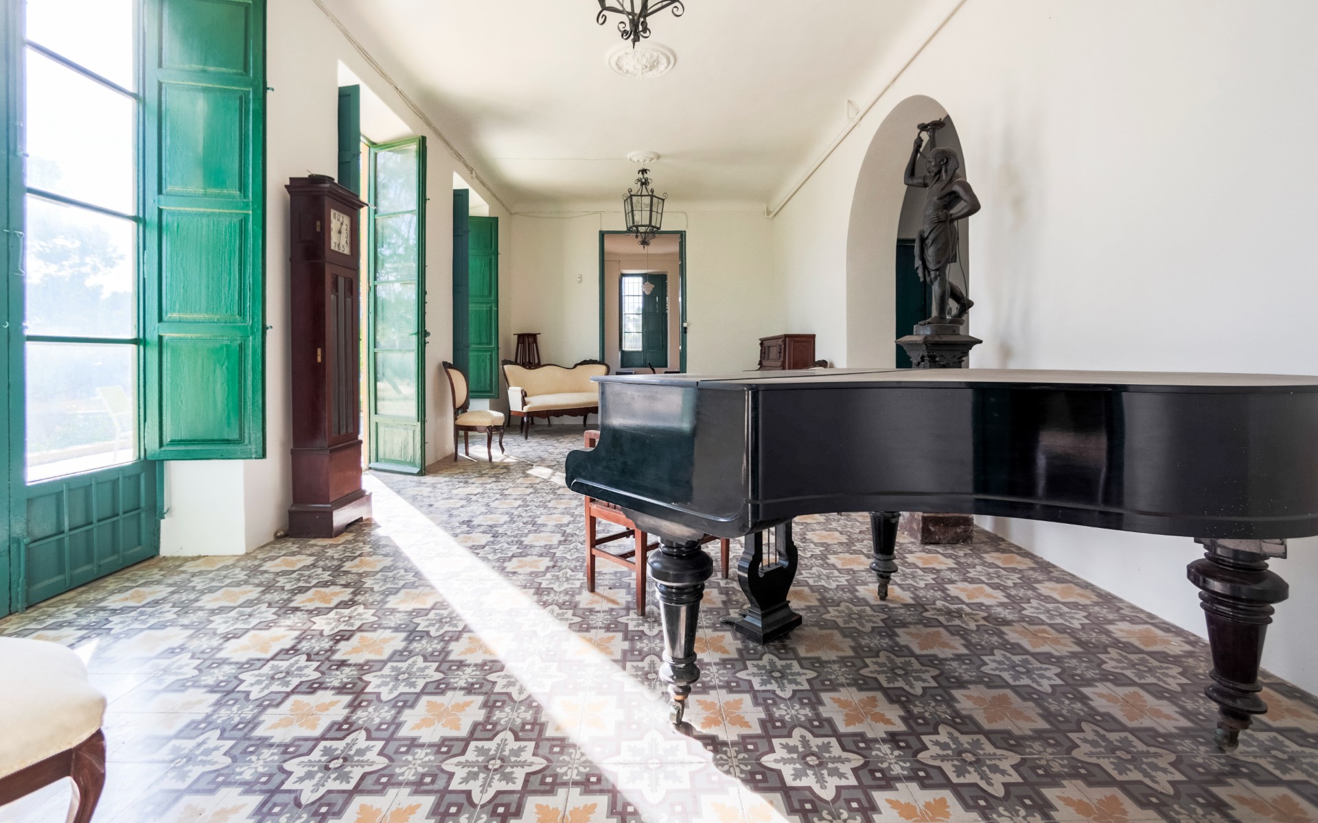 7 Bed, 3 Bath, HouseFor Sale, Alicante, Alicante