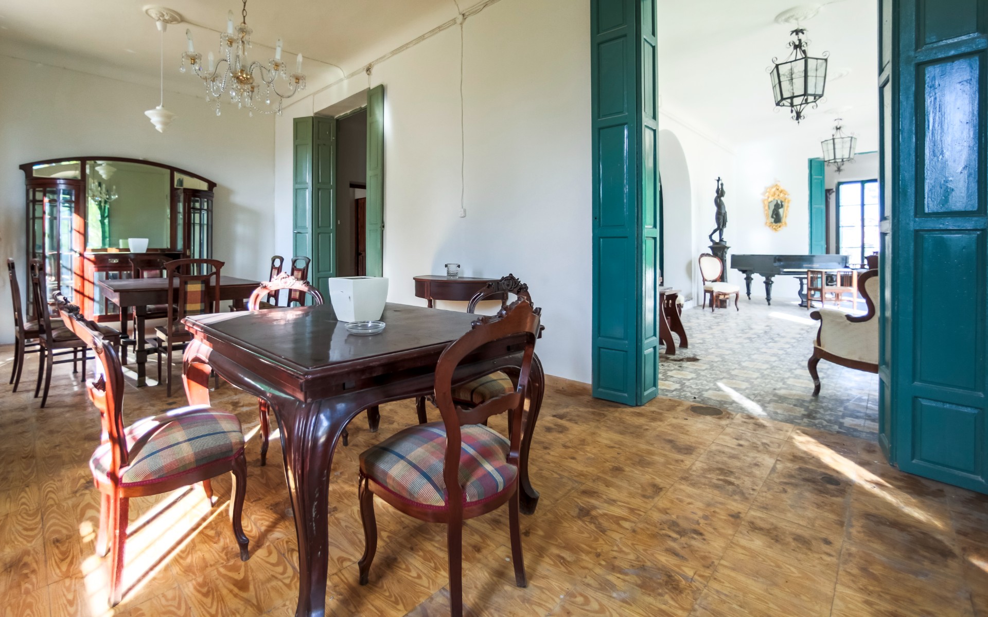 7 Bed, 3 Bath, HouseFor Sale, Alicante, Alicante