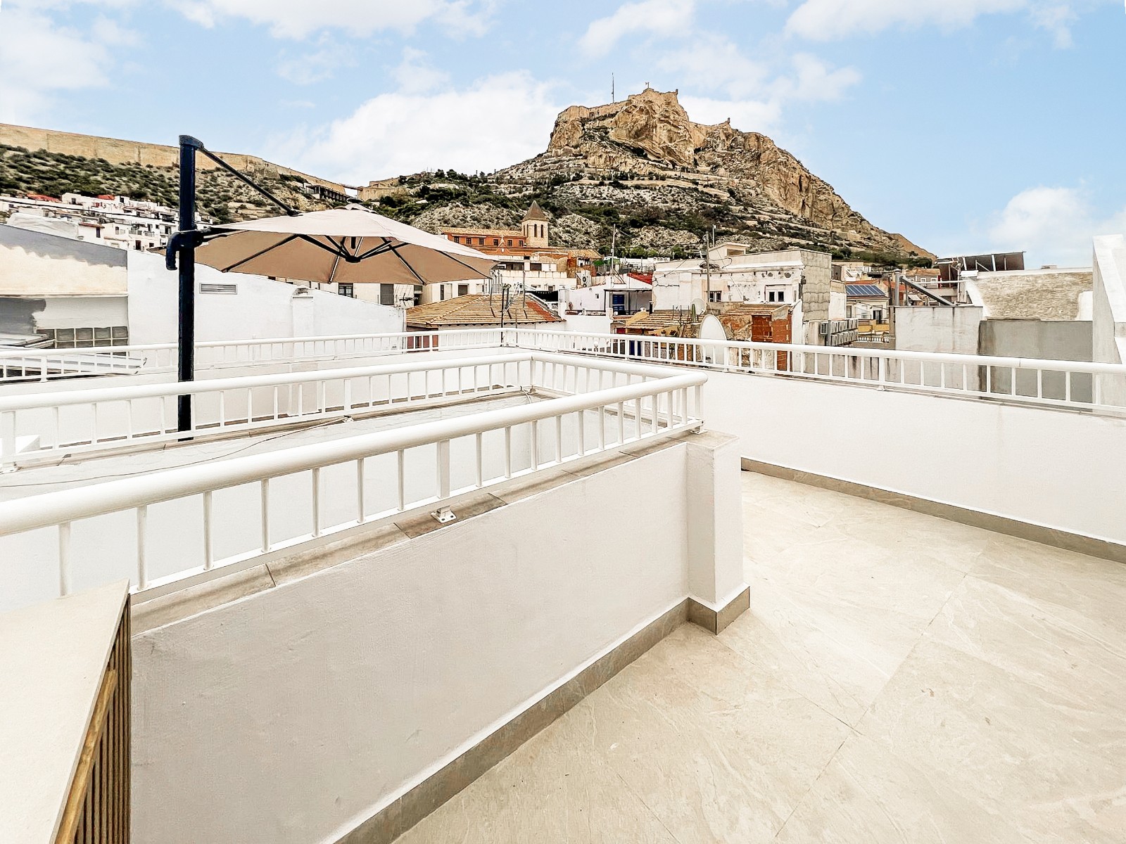 1 Bed, 1 Bath, ApartmentFor Sale, Alicante, Alicante