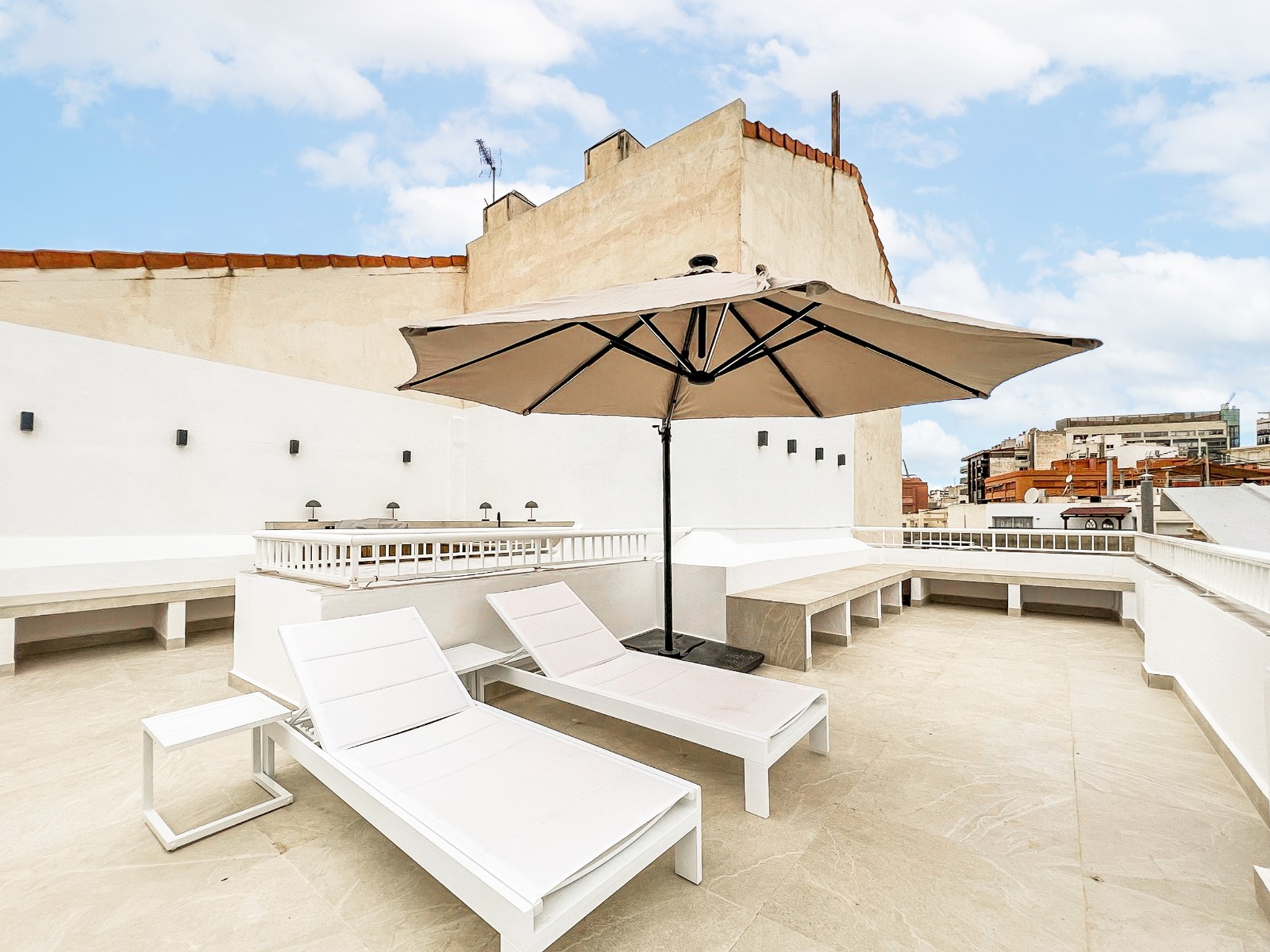 1 Bed, 1 Bath, ApartmentFor Sale, Alicante, Alicante