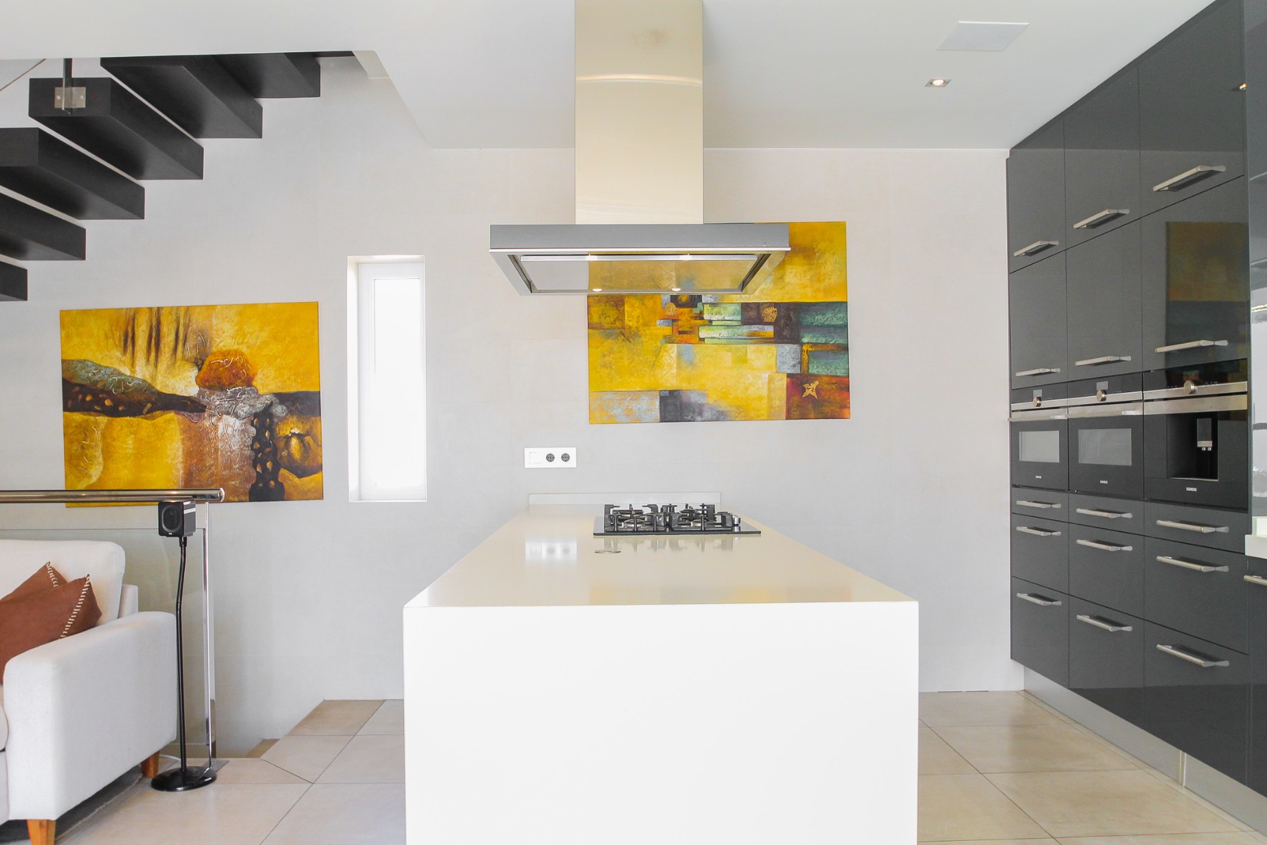 4 Bed, 2 Bath, HouseFor Sale, Torrevieja, Alicante