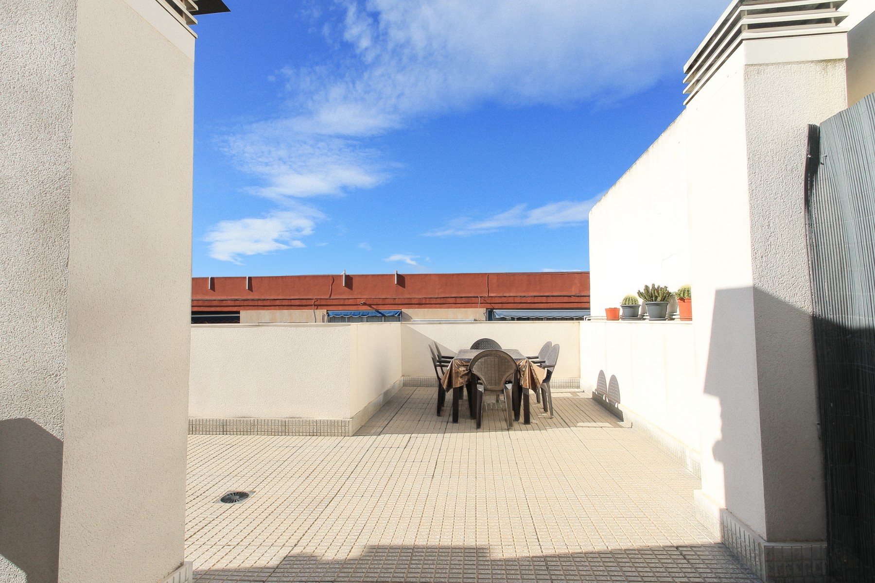 3 Bed, 2 Bath, ApartmentFor Sale, Alicante, Alicante